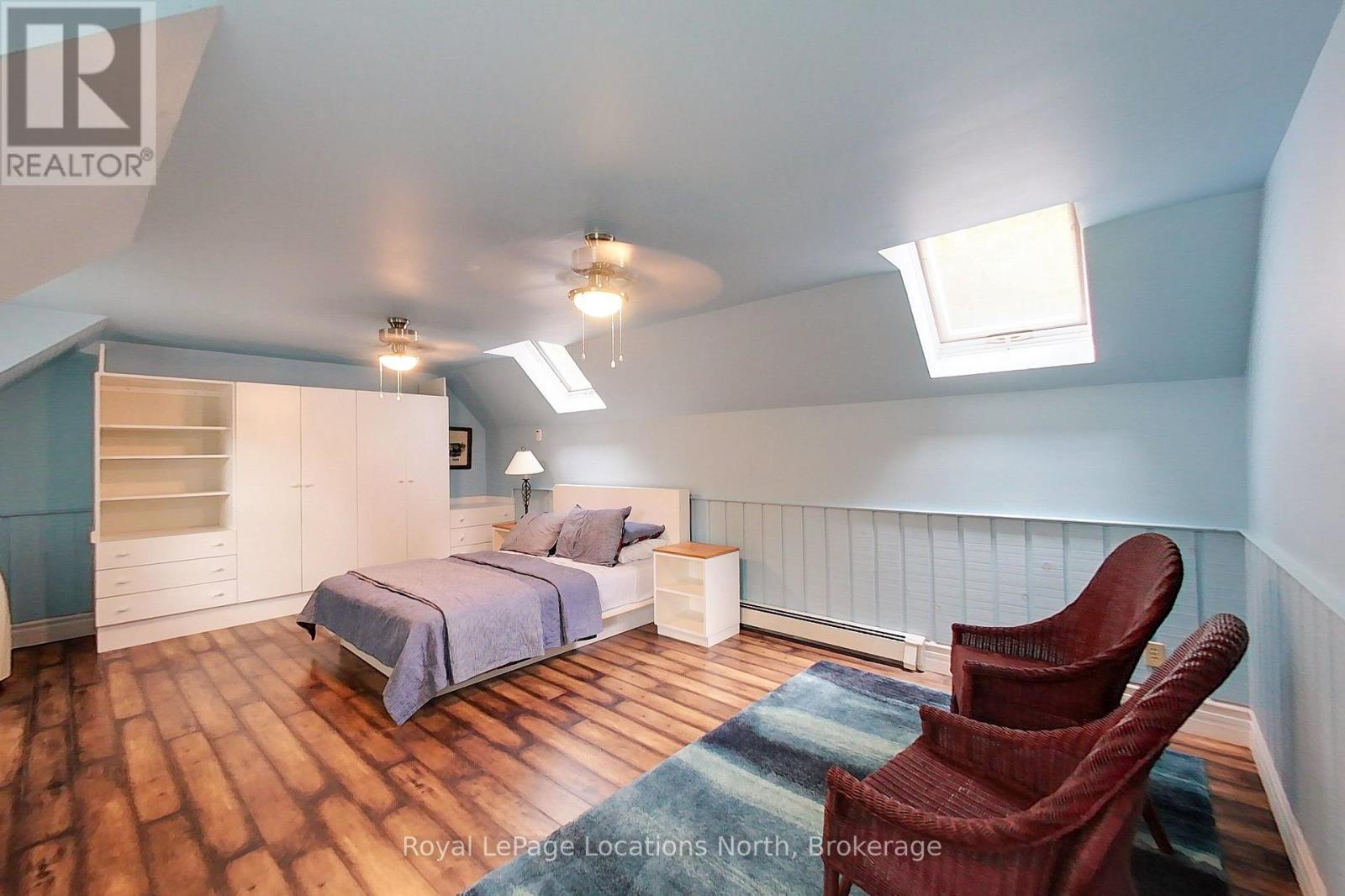 40 Alice Street E Property Photo 35