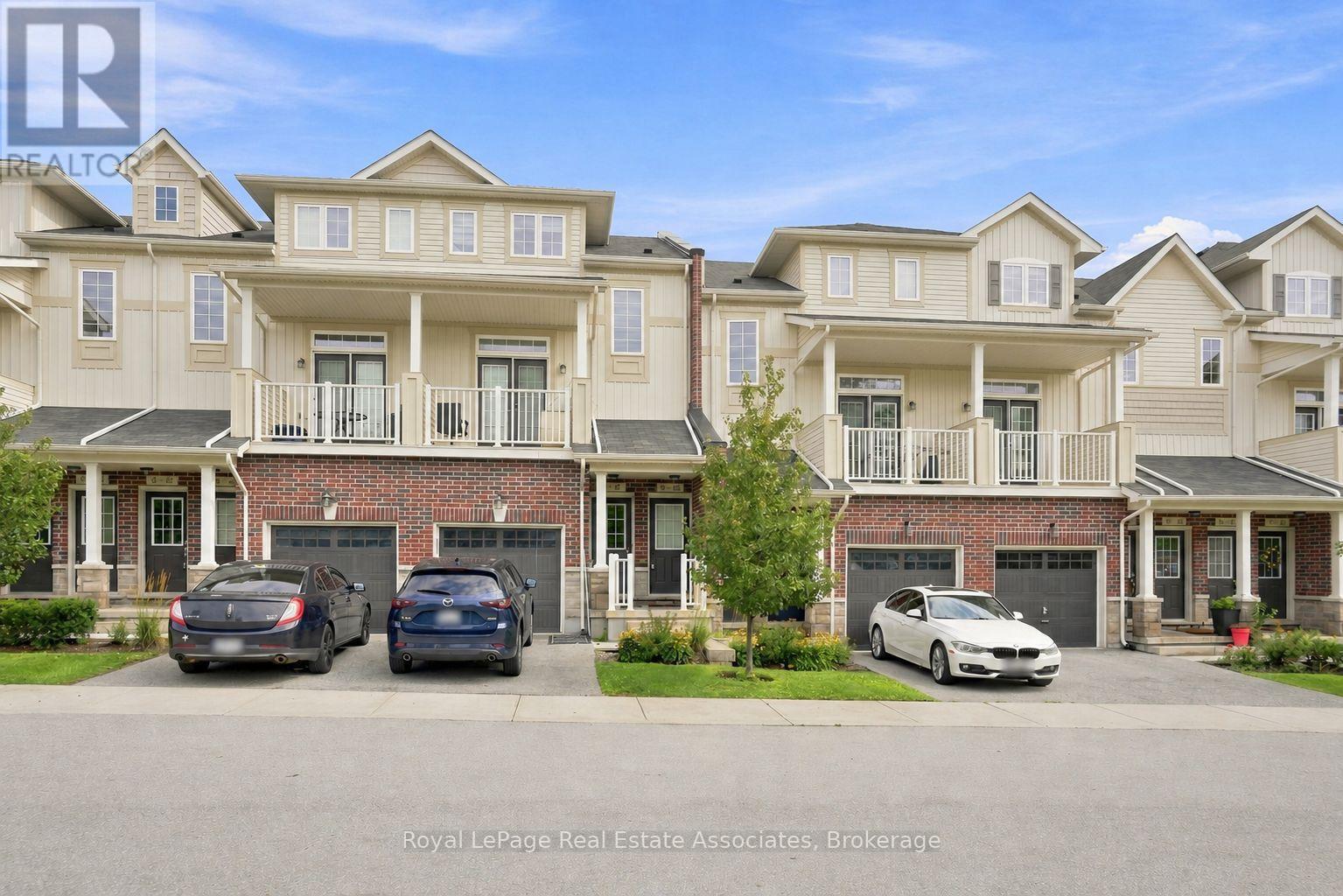 50 - 403 WESTWOOD DRIVE E