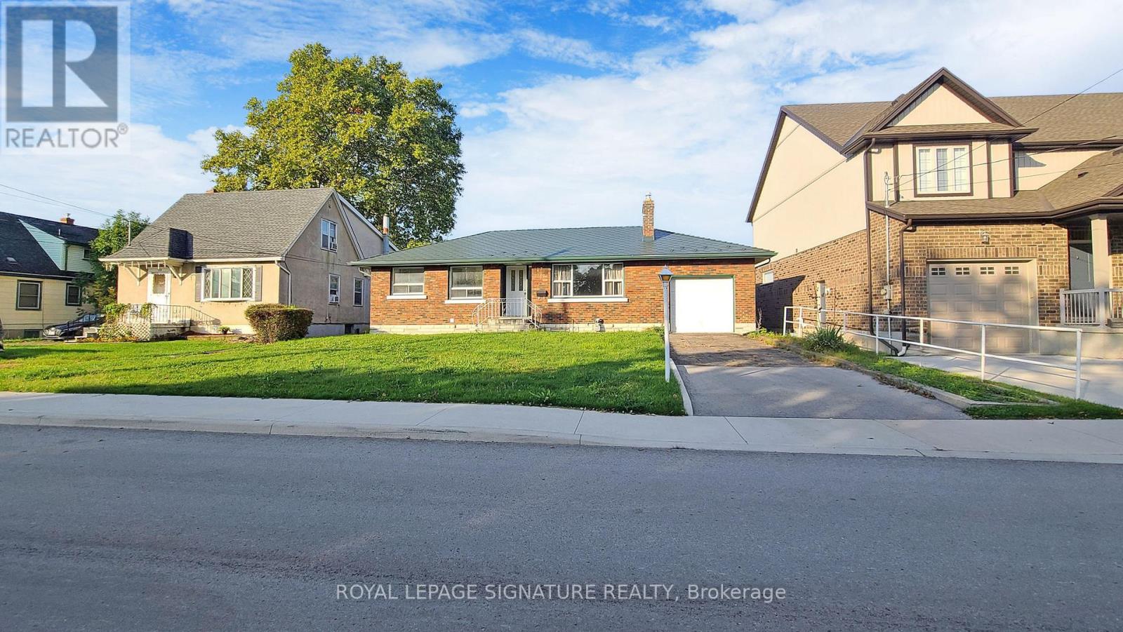 BSMT - 127 MOFFATT STREET