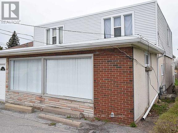 106 TOWNLINE ROAD W Property Photo 1