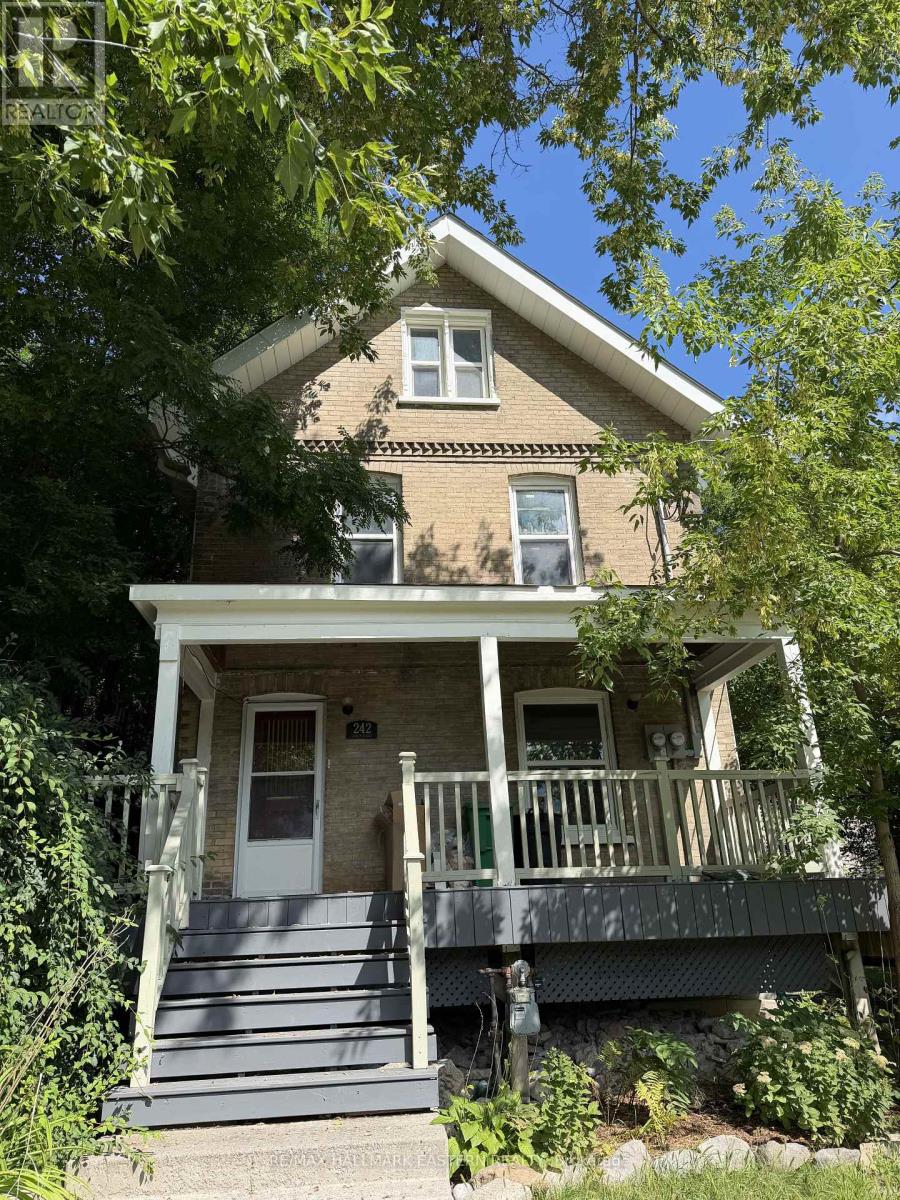 242 Dublin Street Property Photo 1