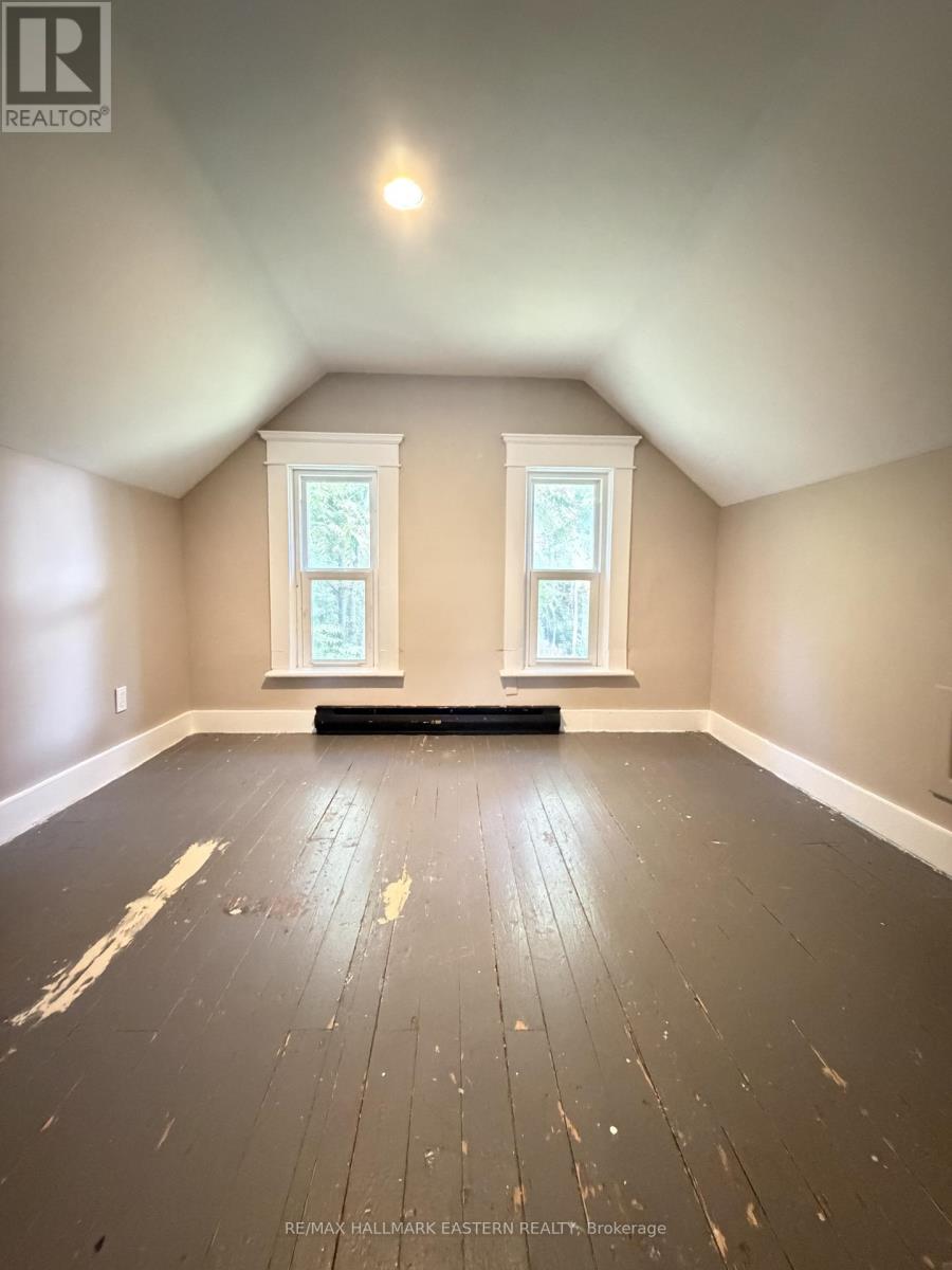 242 Dublin Street Property Photo 11