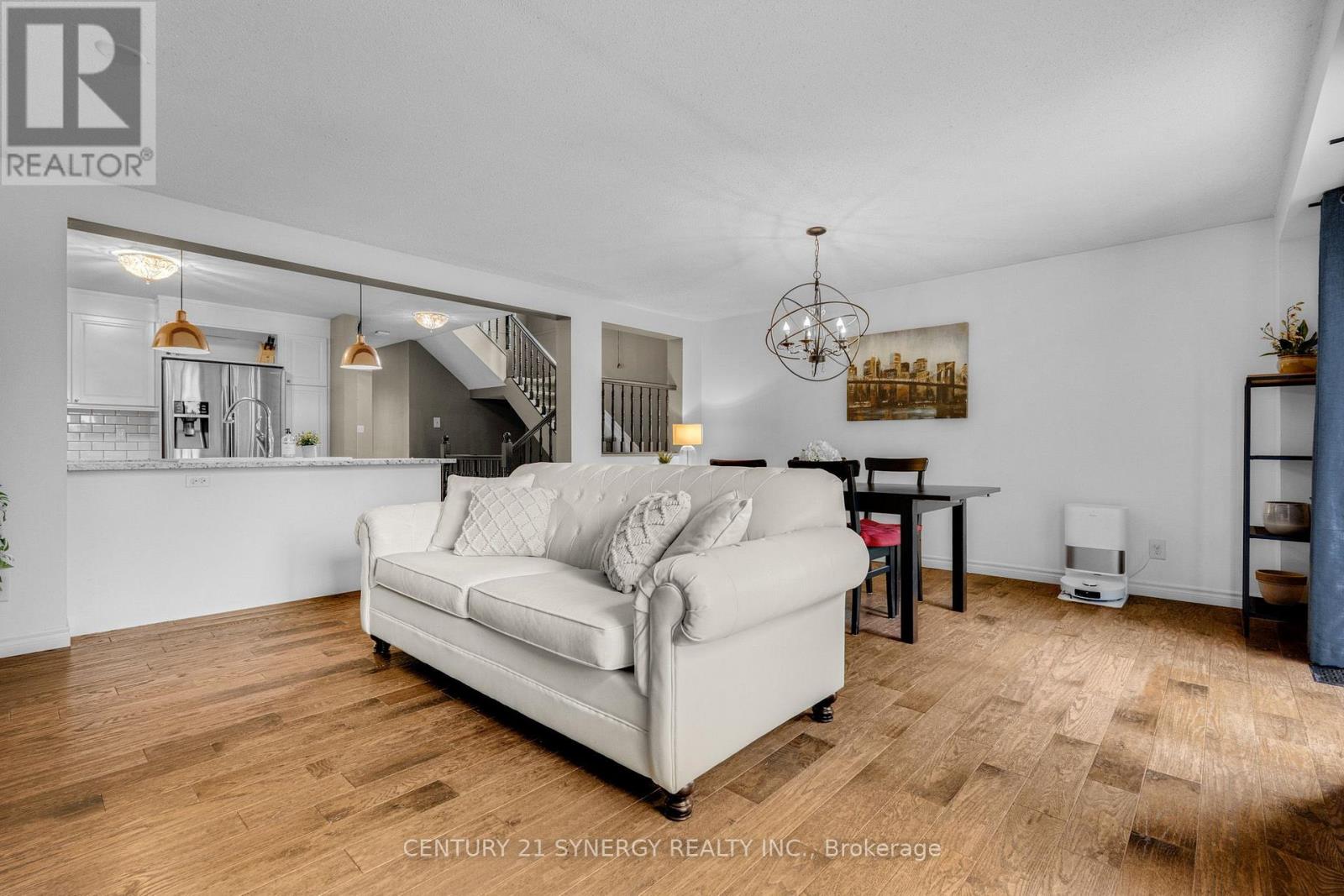 1932 Ashmont Street Property Photo 6