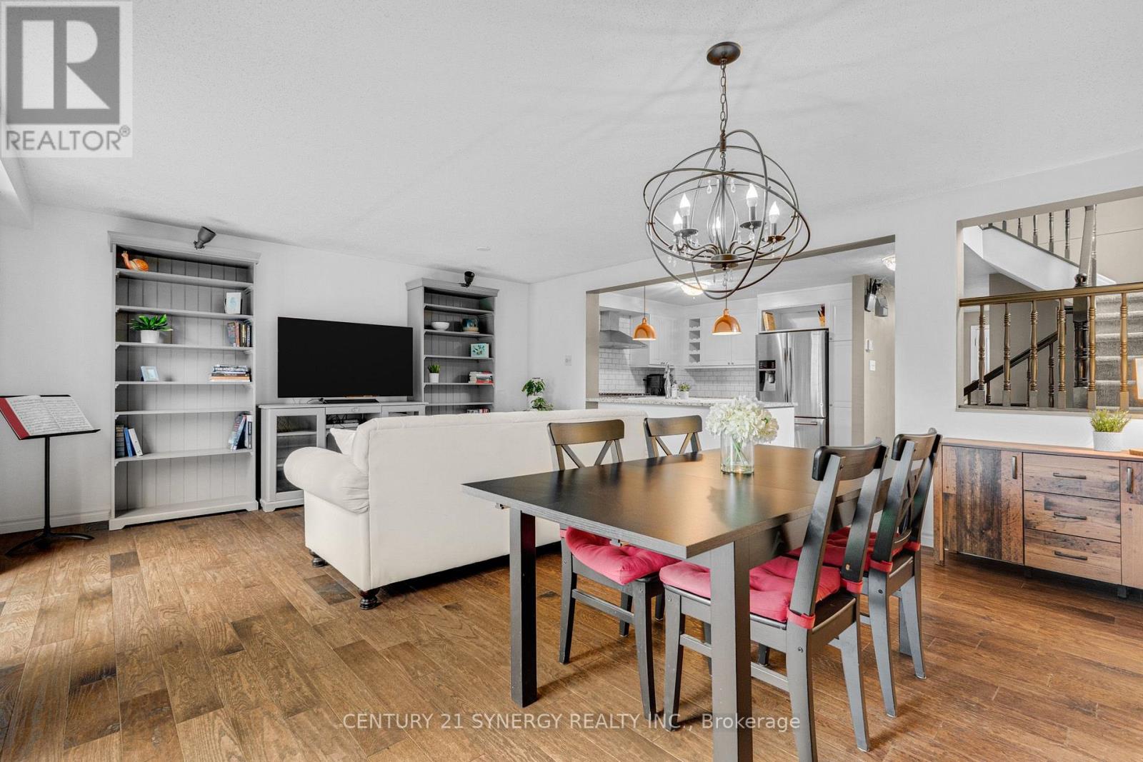 1932 Ashmont Street Property Photo 8