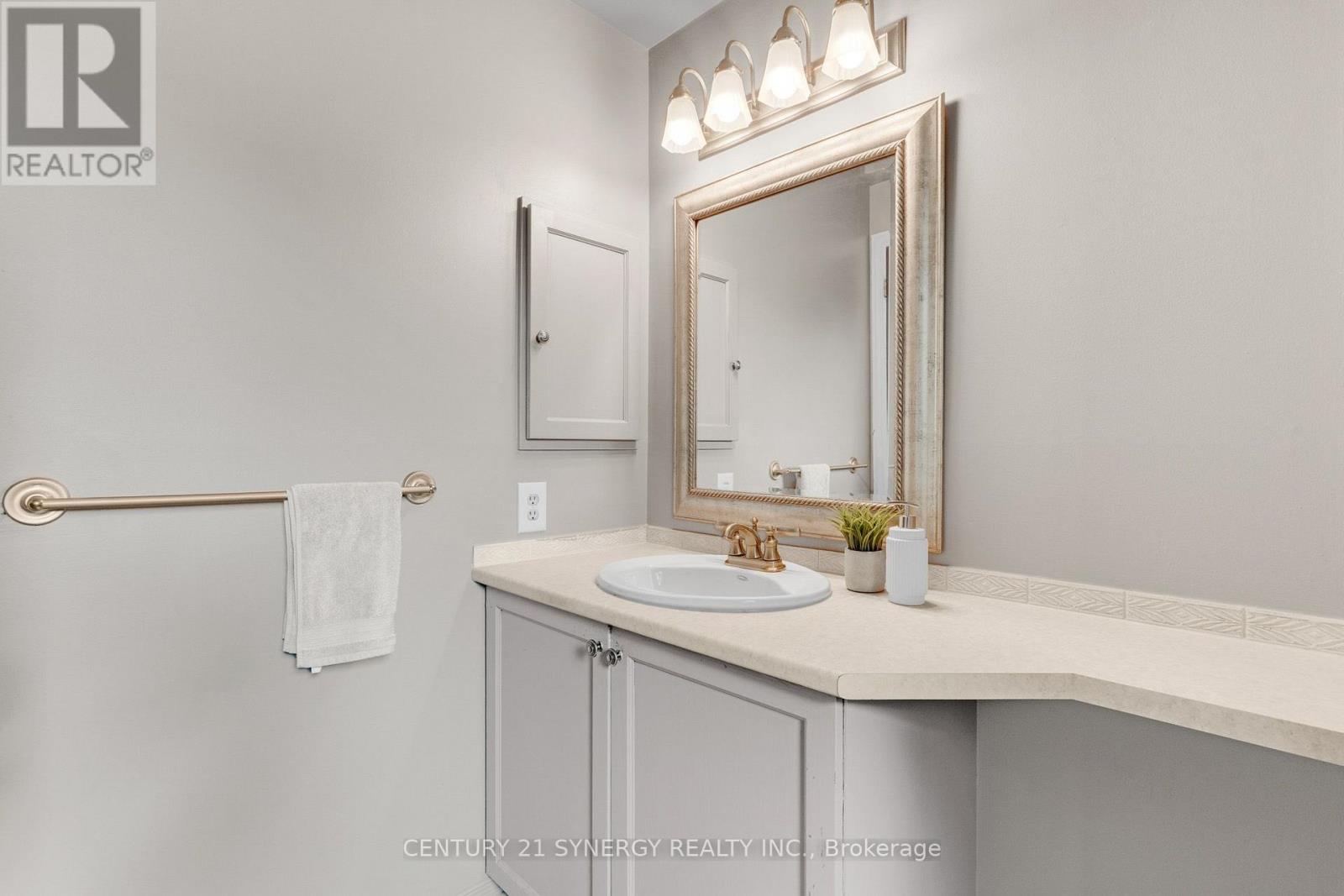 1932 Ashmont Street Property Photo 20