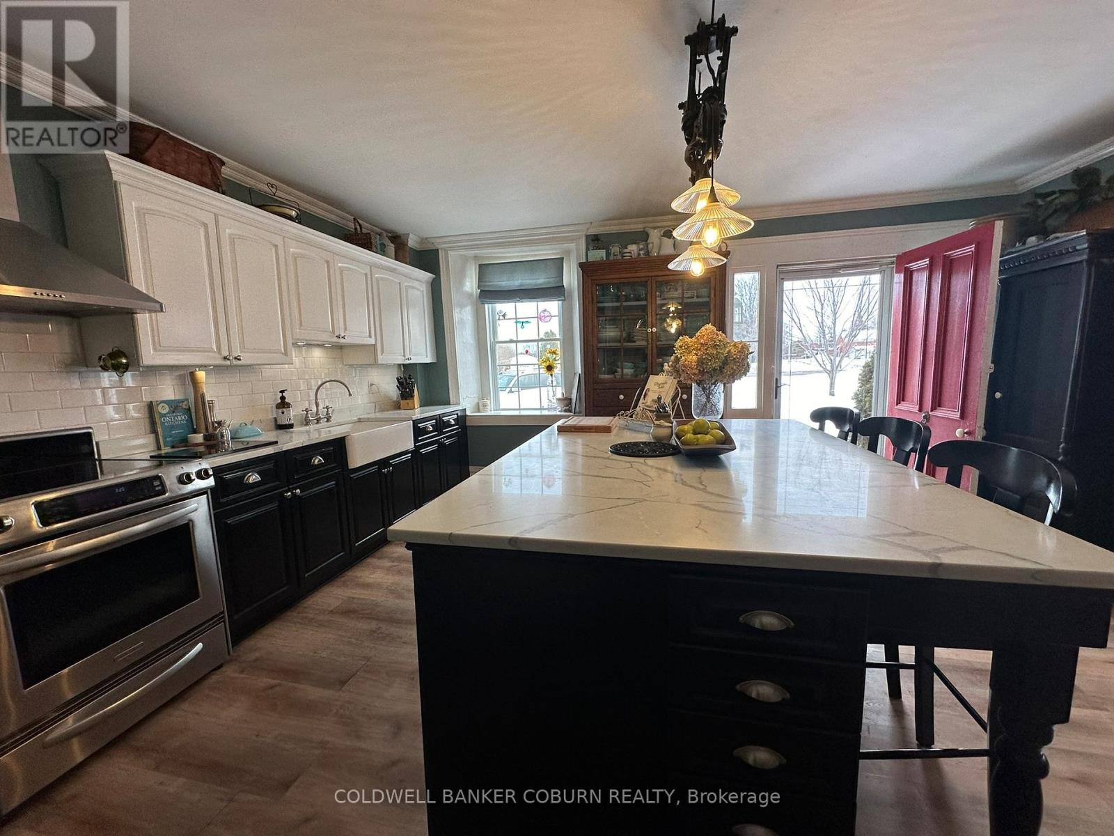 628 Pittston Road Property Photo 5