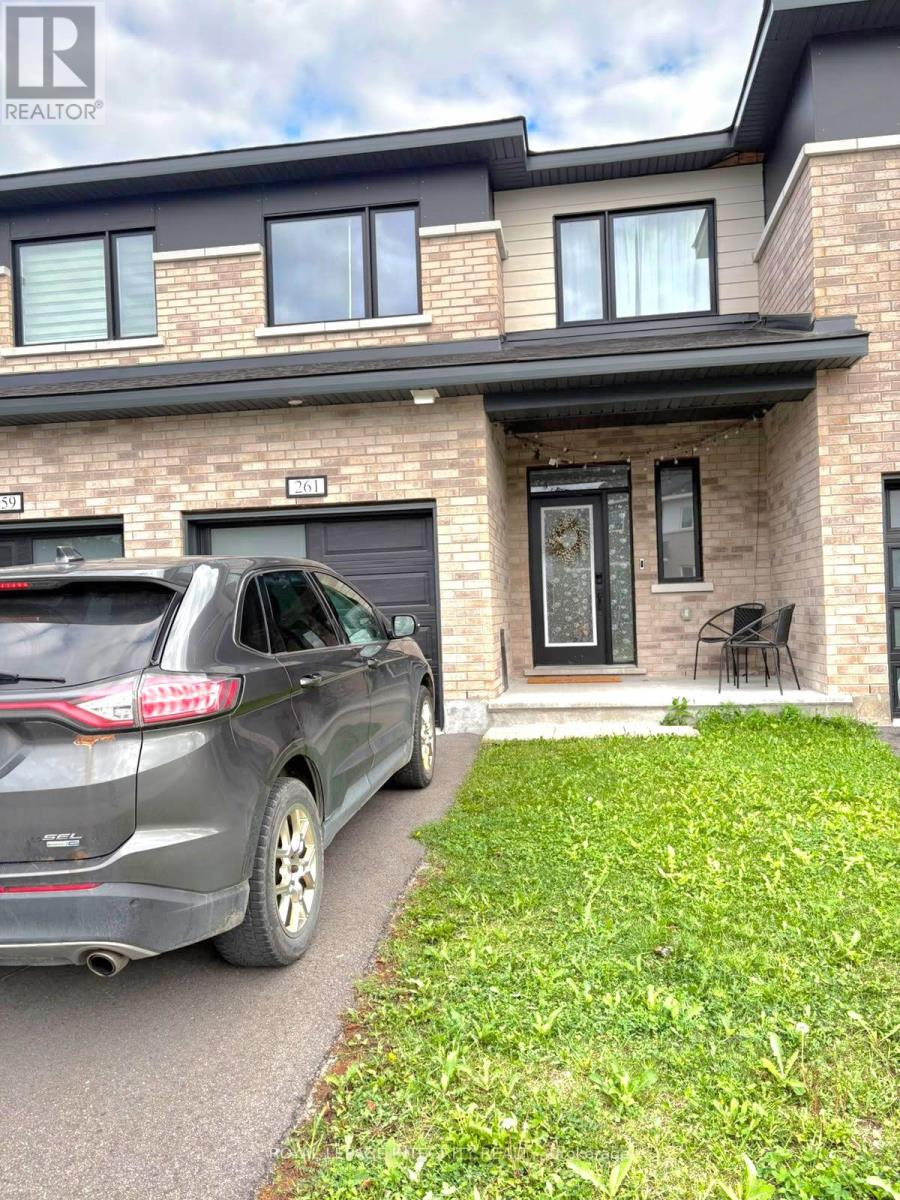 261 Ormiston Crescent Photo de la propriété 1