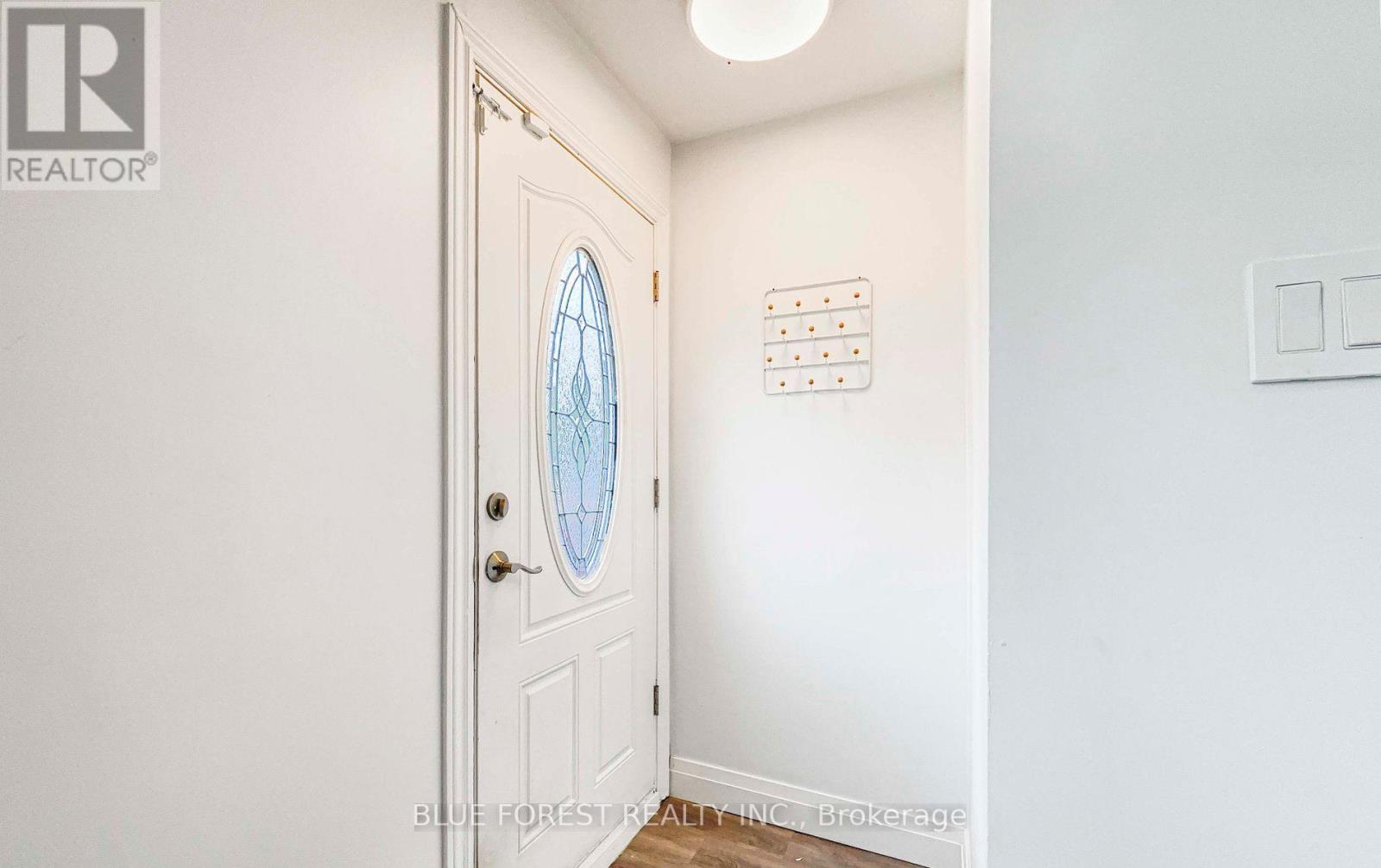 104 Delaware Street Property Photo 3