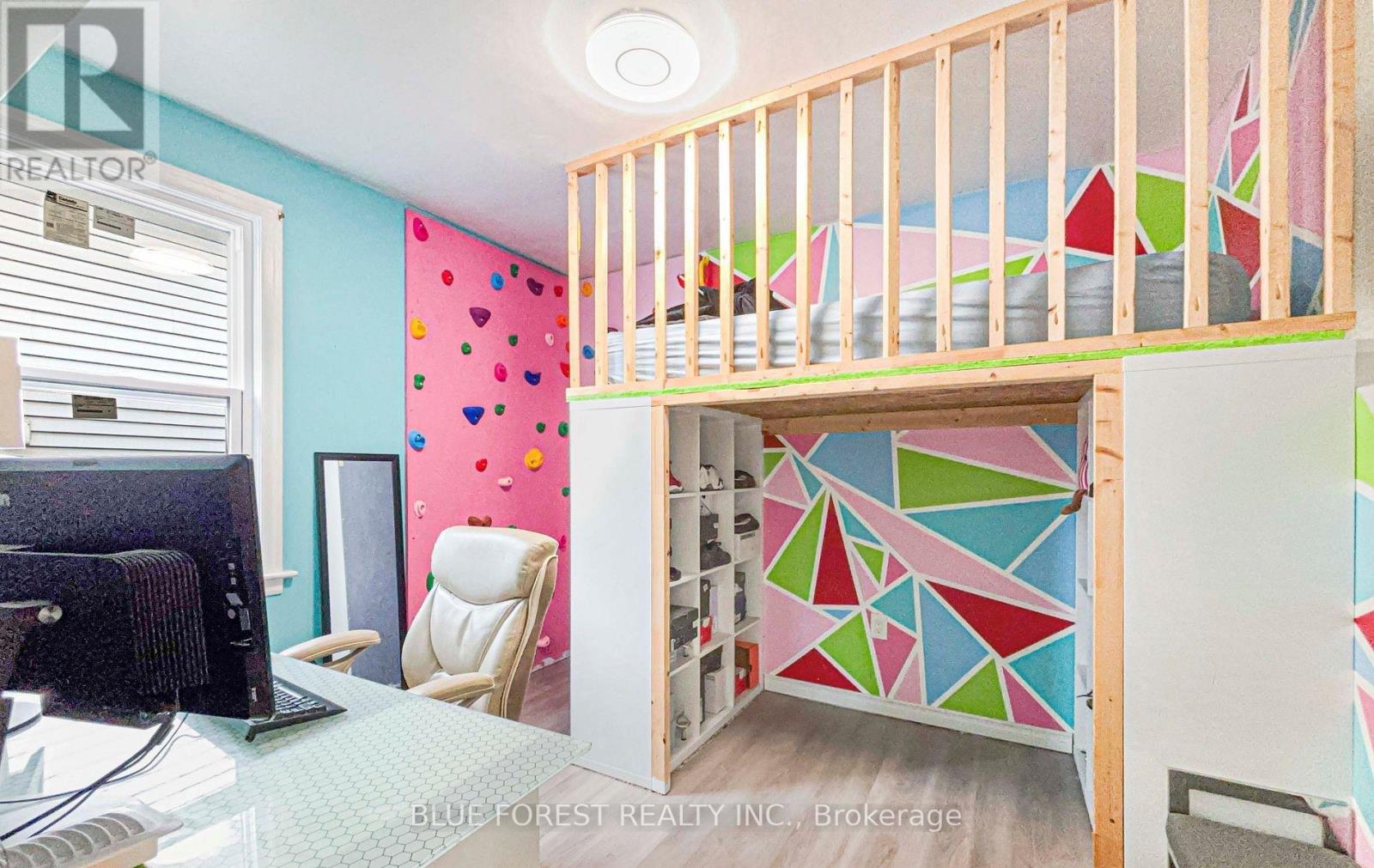 104 Delaware Street Property Photo 12