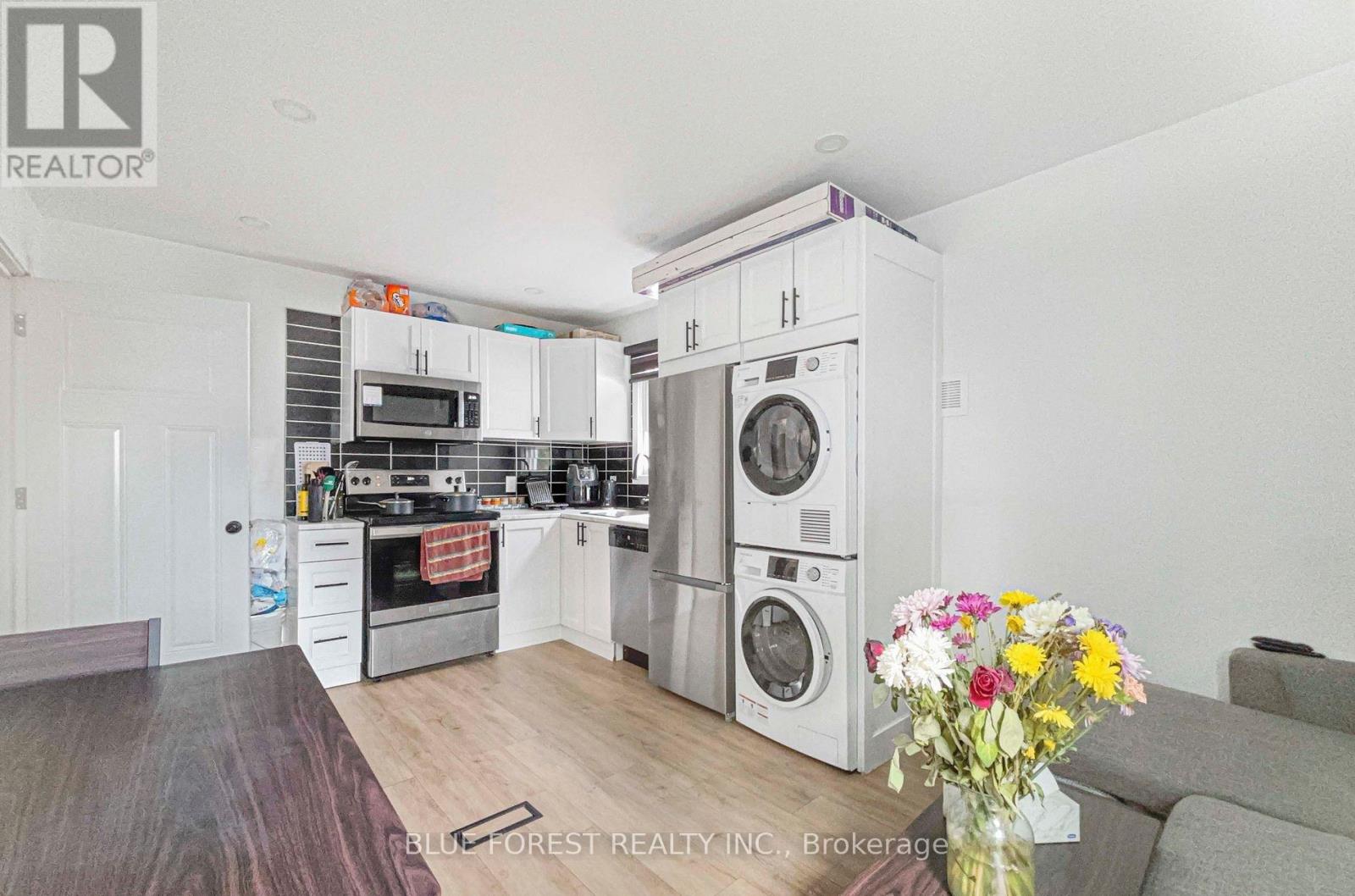 104 Delaware Street Property Photo 14