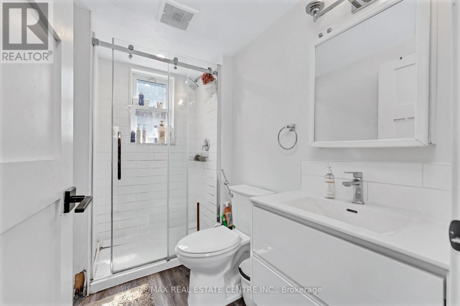 374 Josephine Avenue Property Photo 16