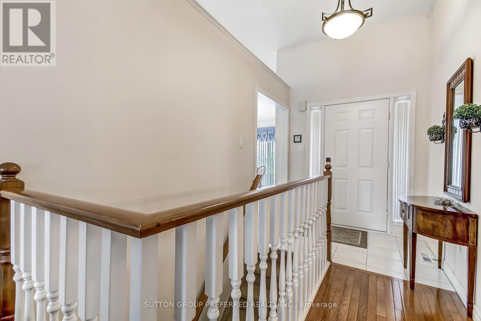 29 - 861 Shelborne Street Property Photo 4