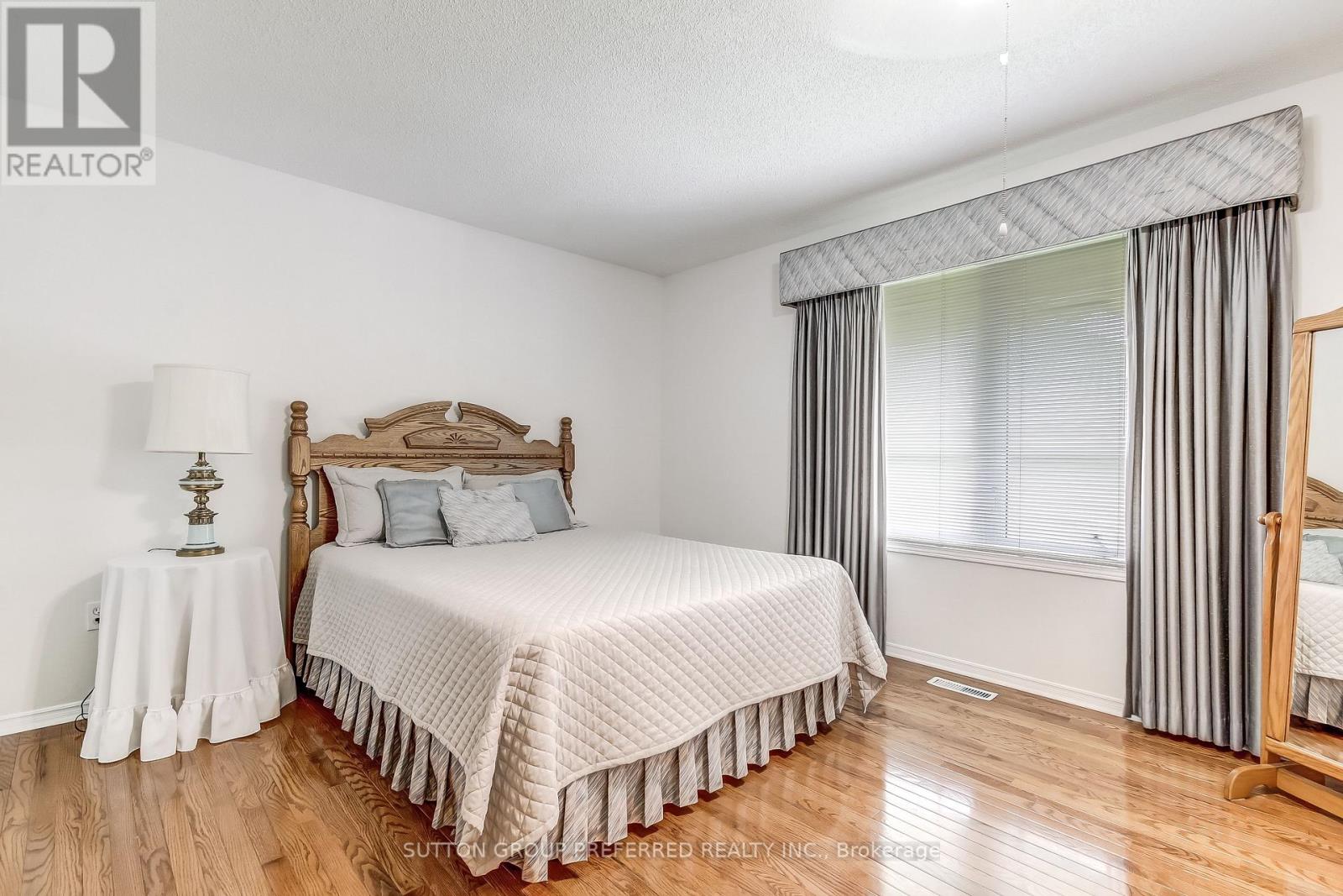 29 - 861 Shelborne Street Property Photo 16
