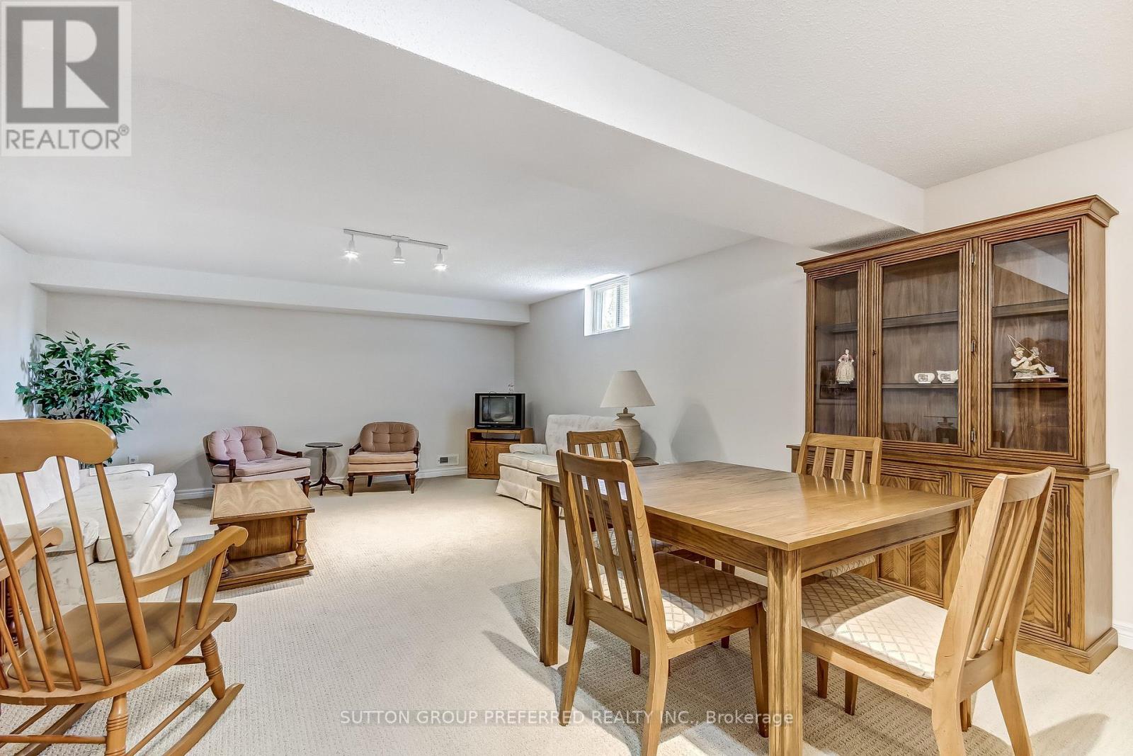 29 - 861 Shelborne Street Property Photo 20