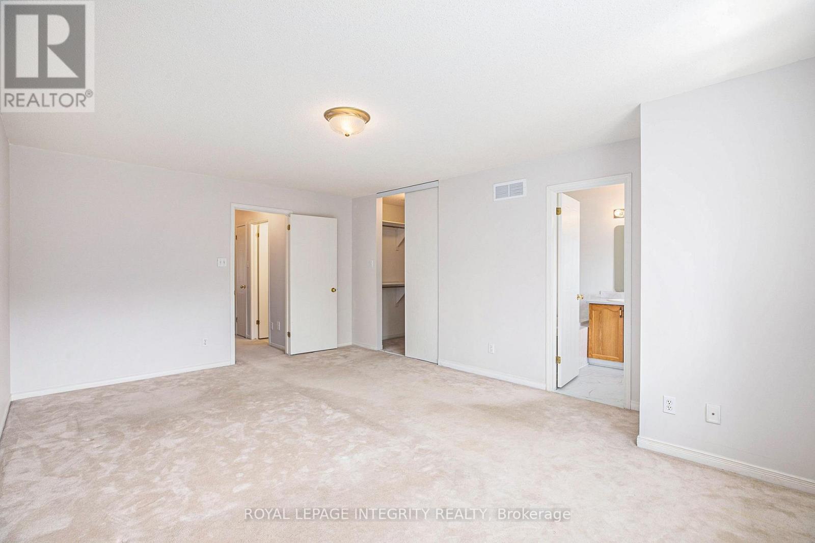 67 Landover Crescent Property Photo 14