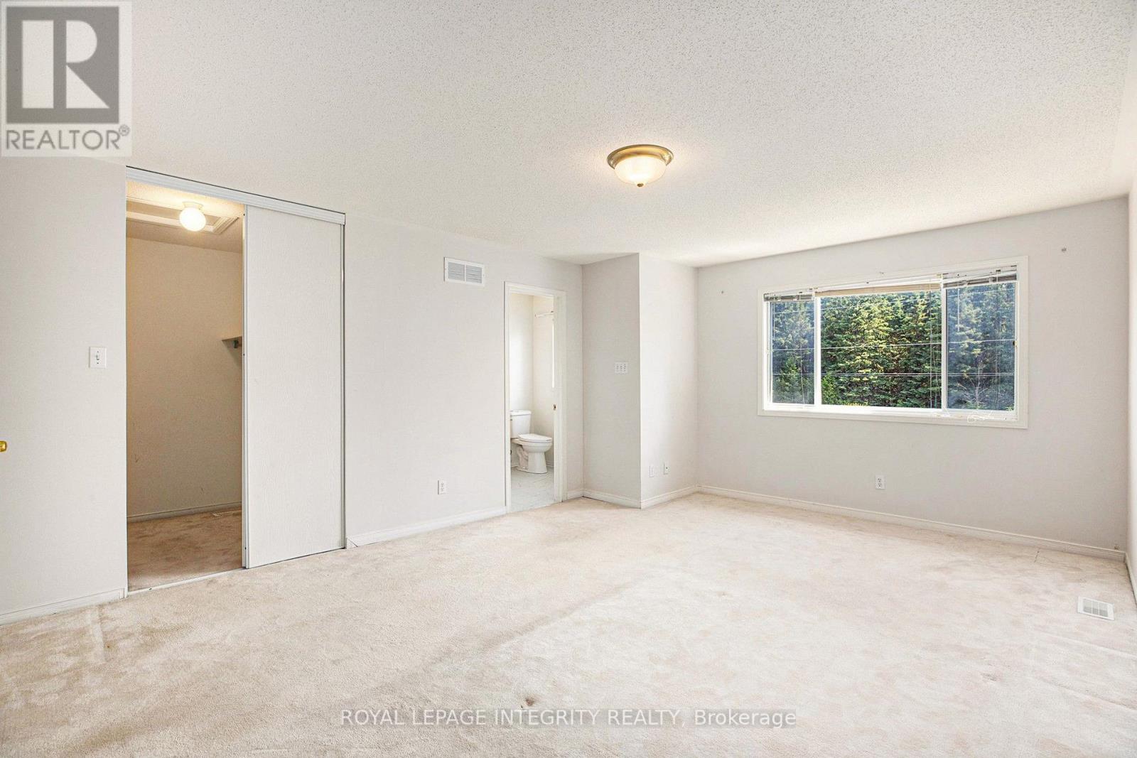 67 Landover Crescent Property Photo 15