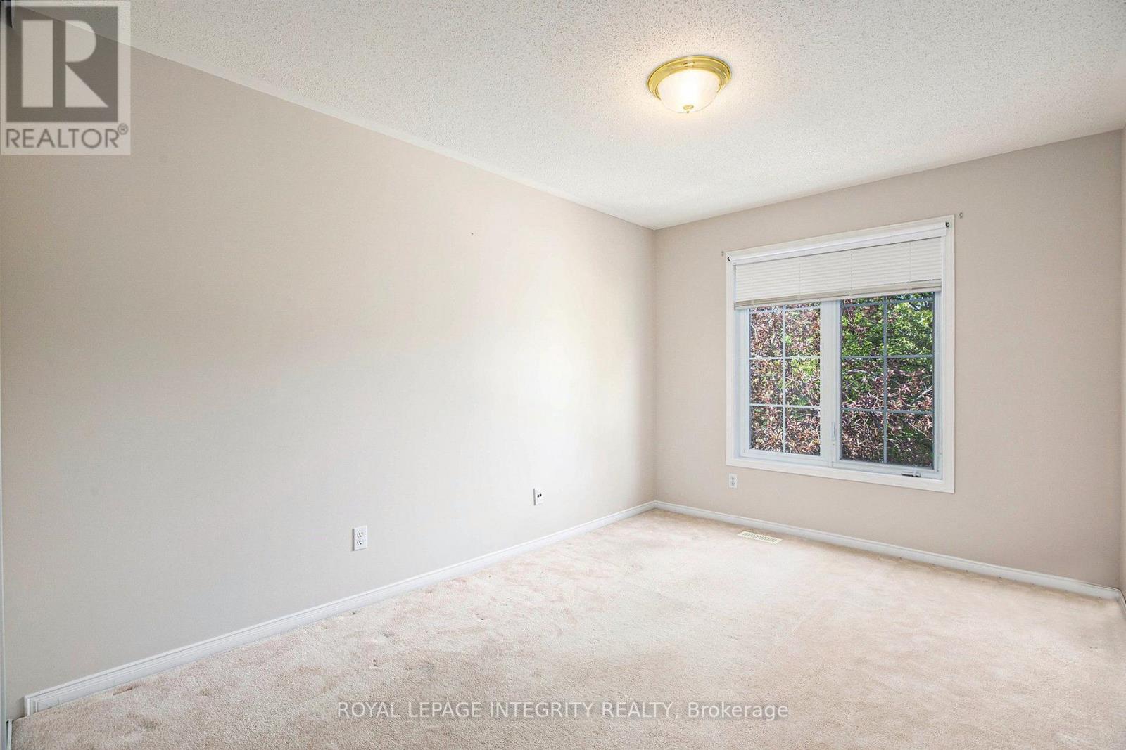 67 Landover Crescent Property Photo 17