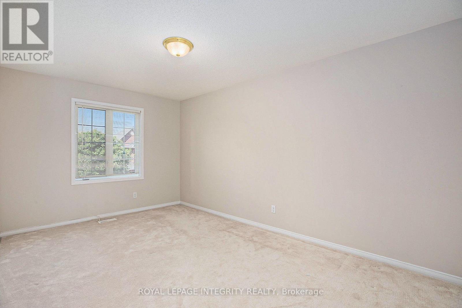 67 Landover Crescent Property Photo 18