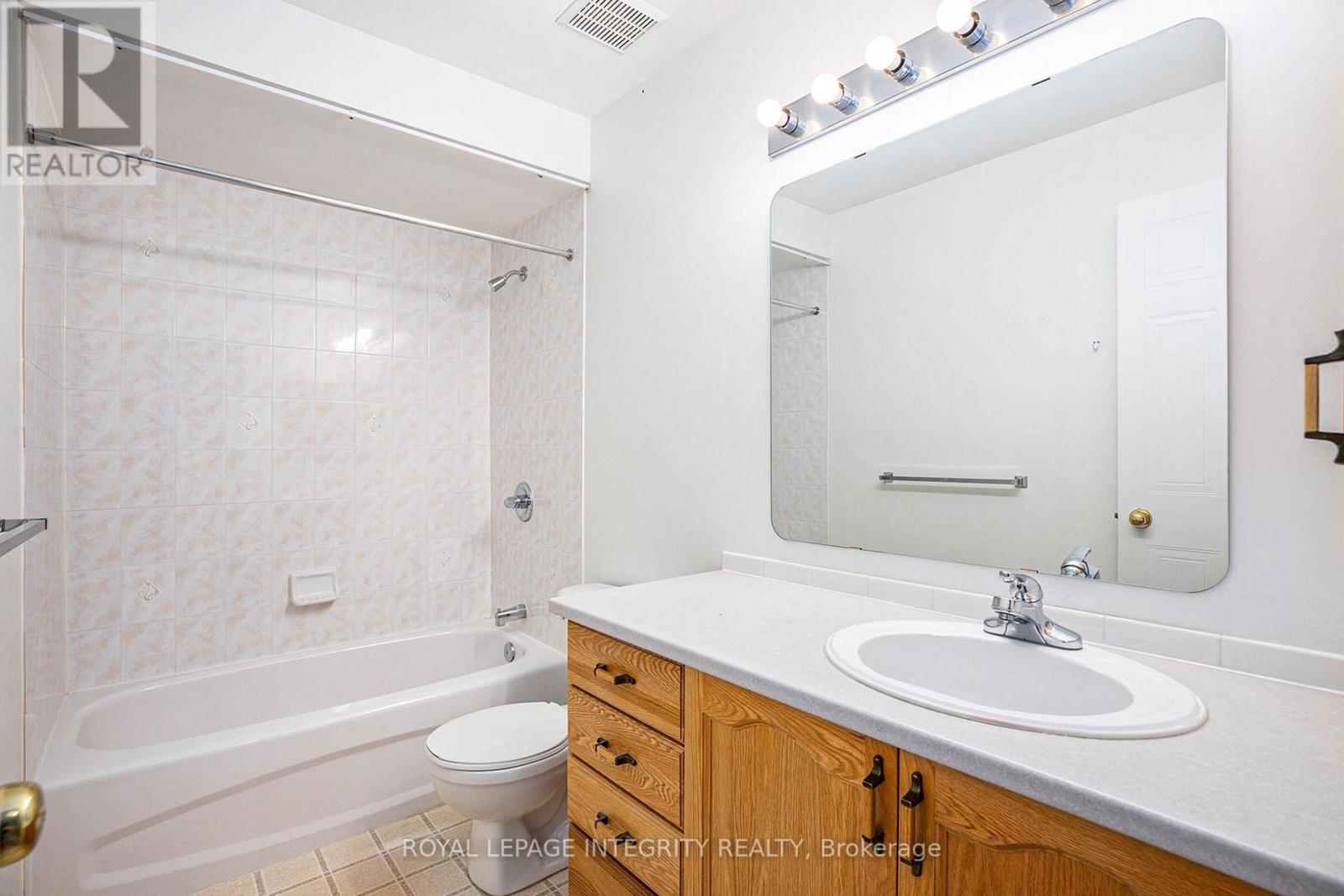 67 Landover Crescent Property Photo 19