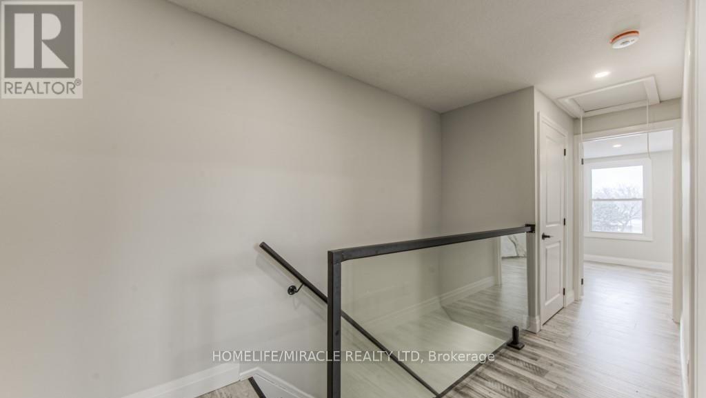152 Overlea Drive Property Photo 16