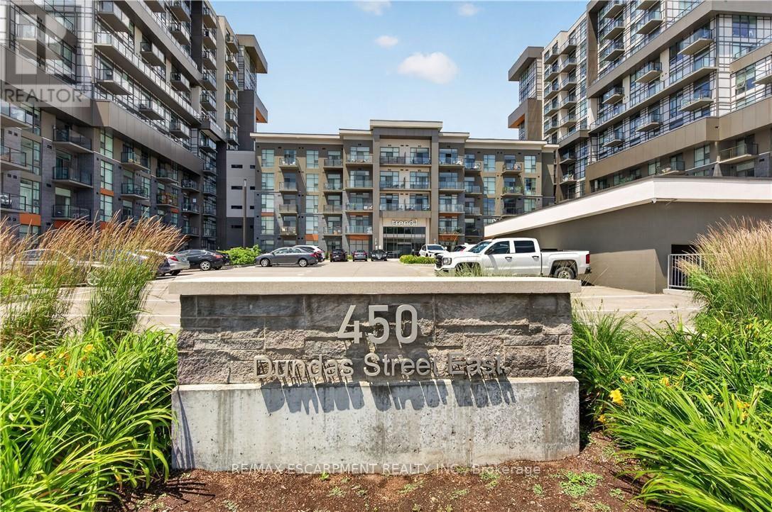 224 - 450 Dundas Street E Property Photo 1