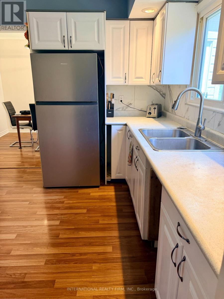2601 Division Street Property Photo 7
