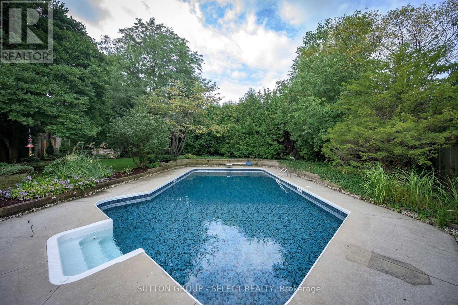 1316 Corley Drive N Property Photo 43
