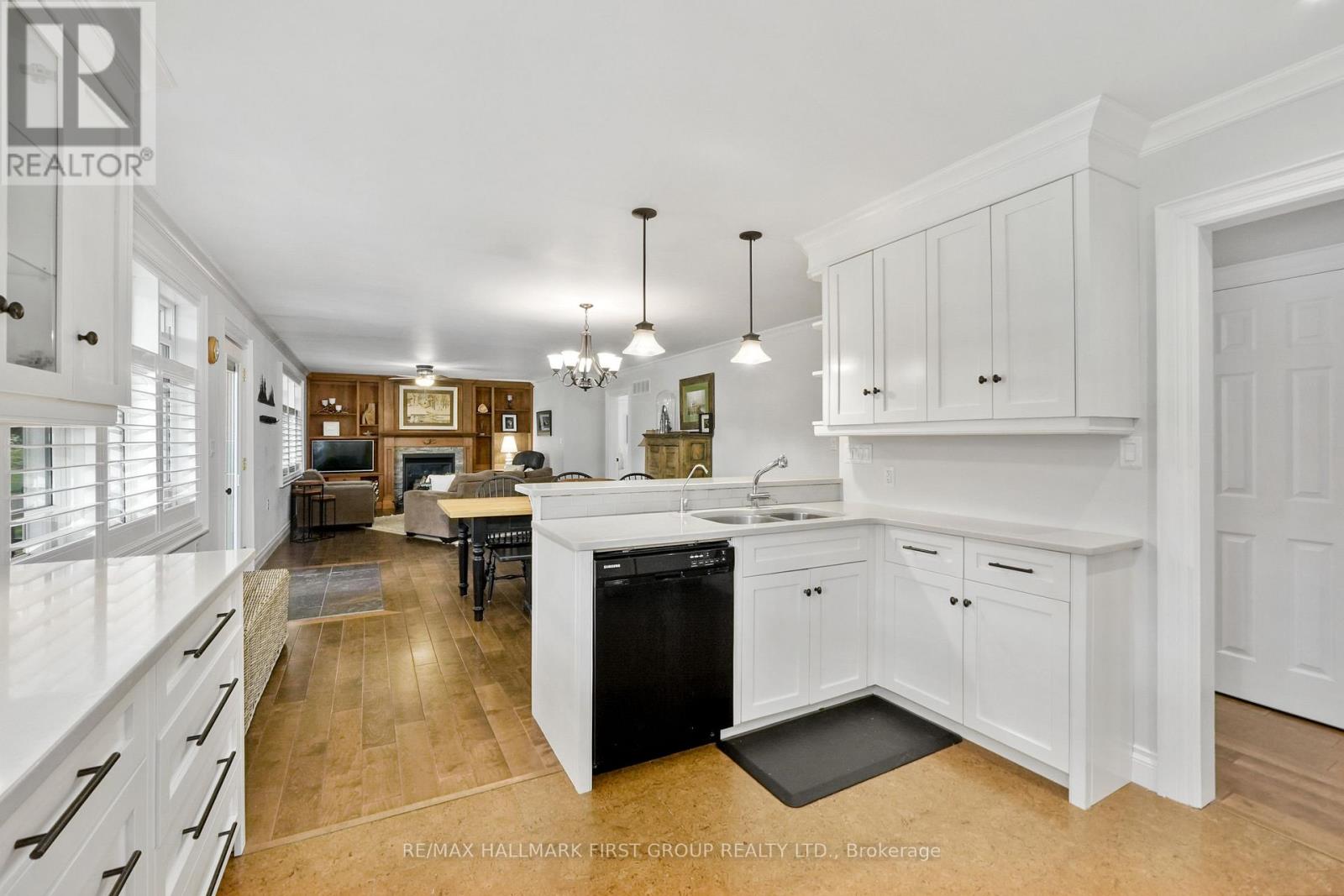 3311 Burnham Street N Property Photo 13