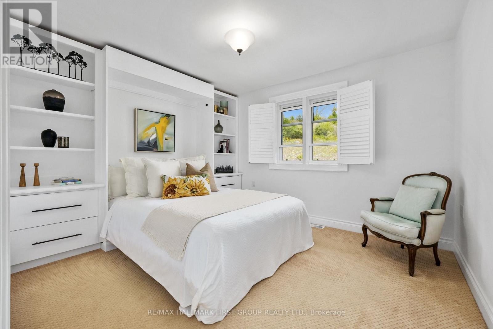 3311 Burnham Street N Property Photo 16