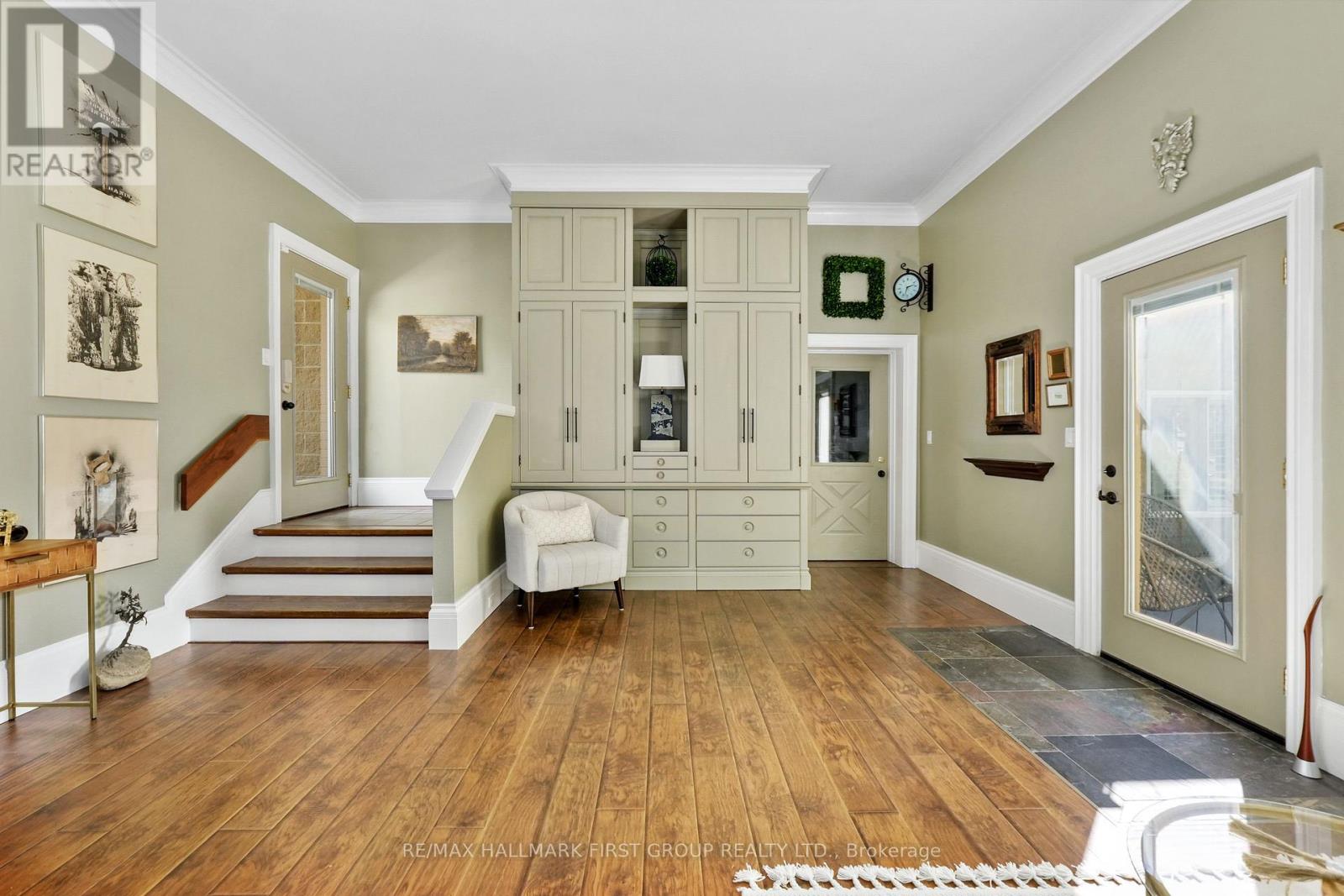 3311 Burnham Street N Property Photo 28