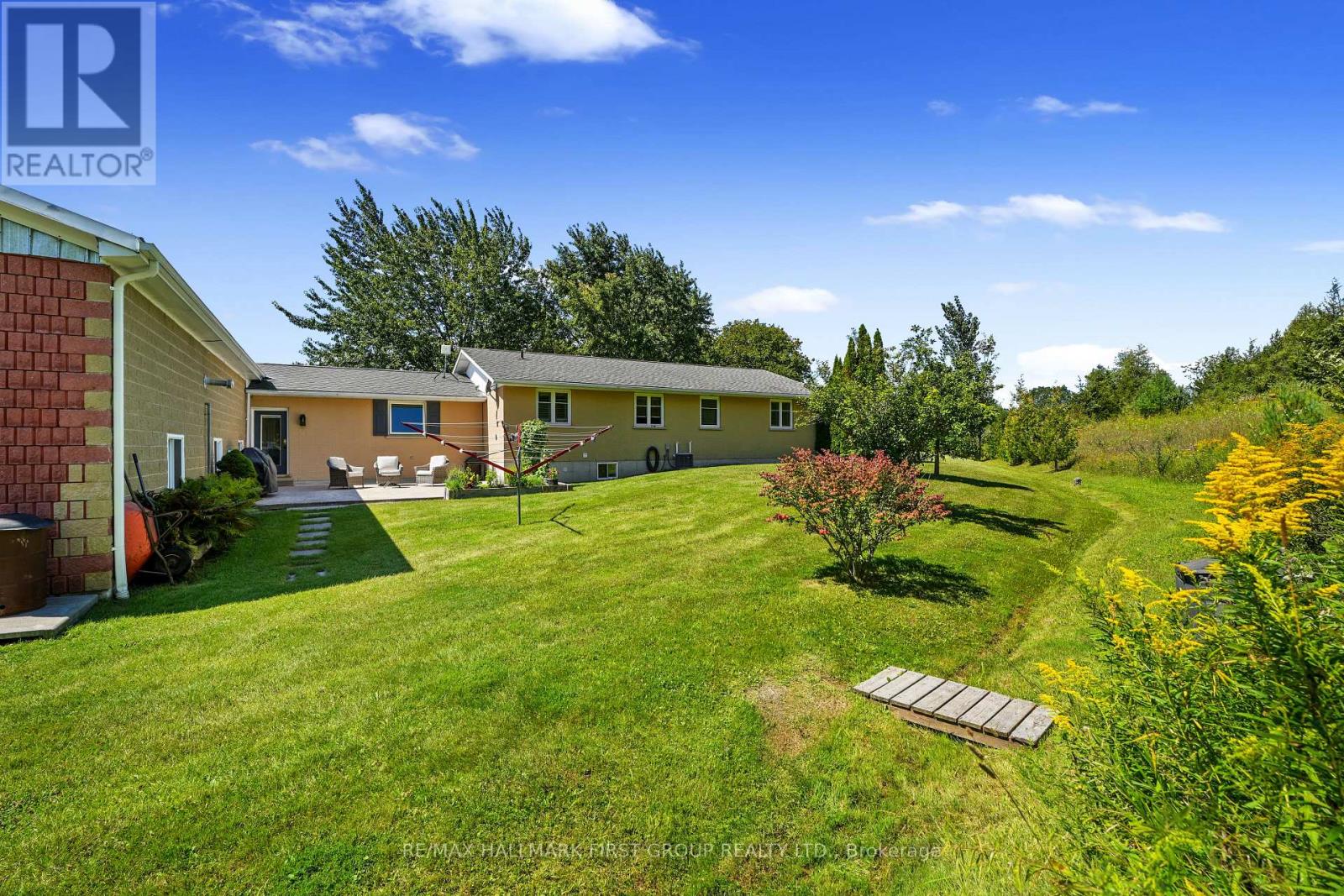 3311 Burnham Street N Property Photo 41