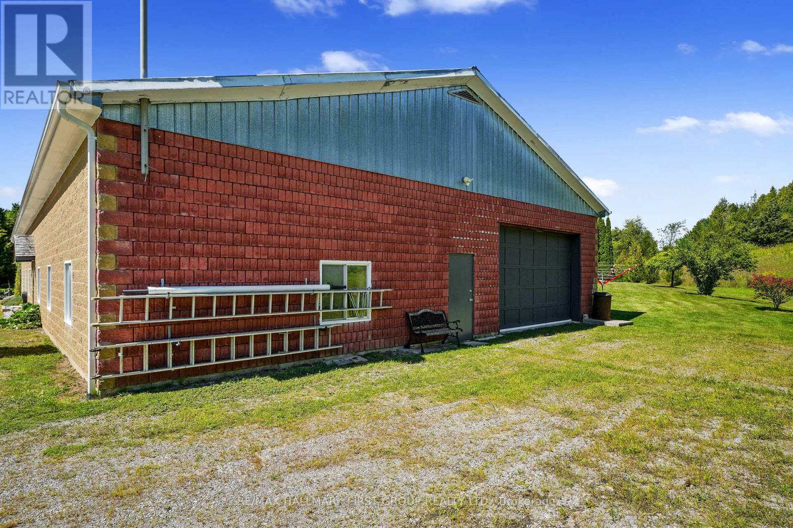 3311 Burnham Street N Property Photo 43