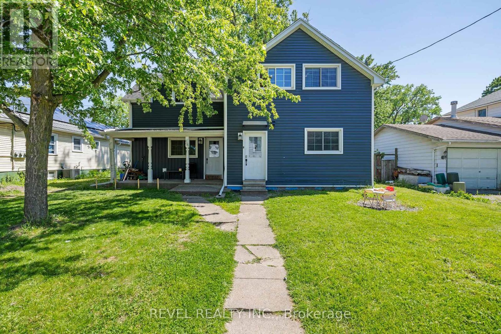 54 Chestnut Street E Property Photo 1