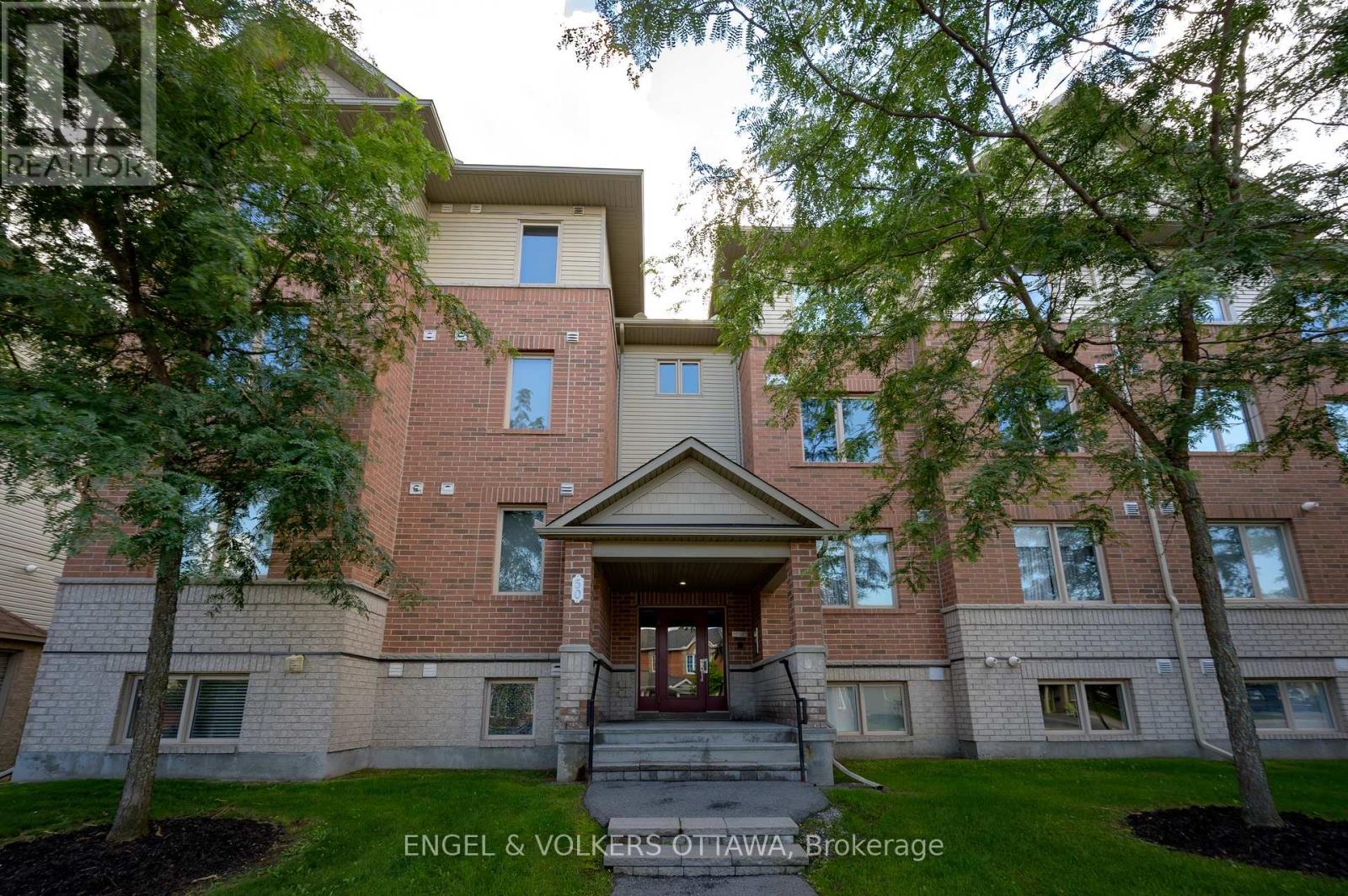 7 - 50 BARNSTONE DRIVE