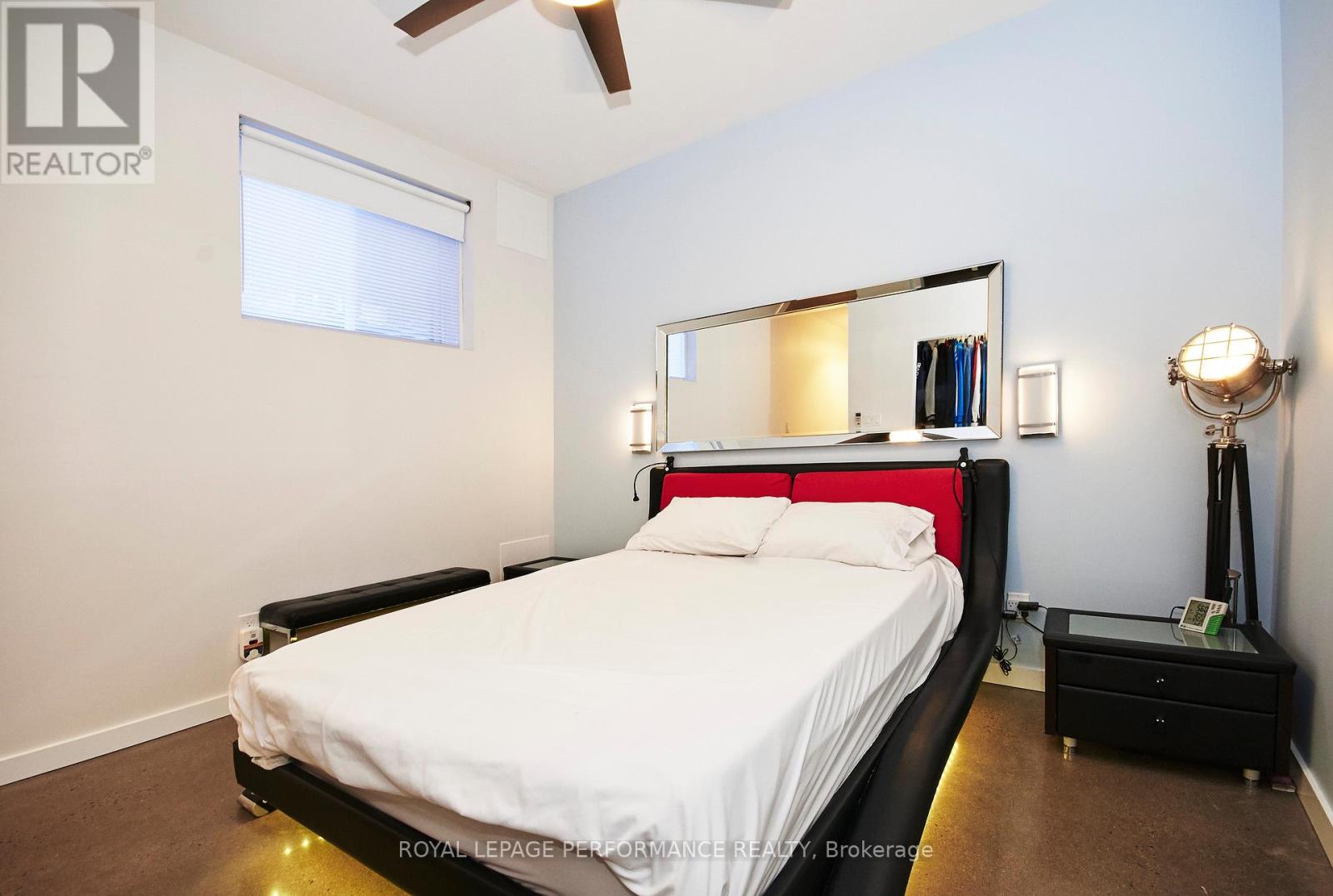 Unit B - 82 Third Avenue Property Photo 12