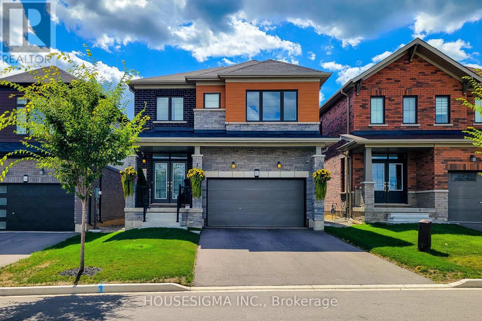 92 SUNDIN DRIVE Property Photo 1