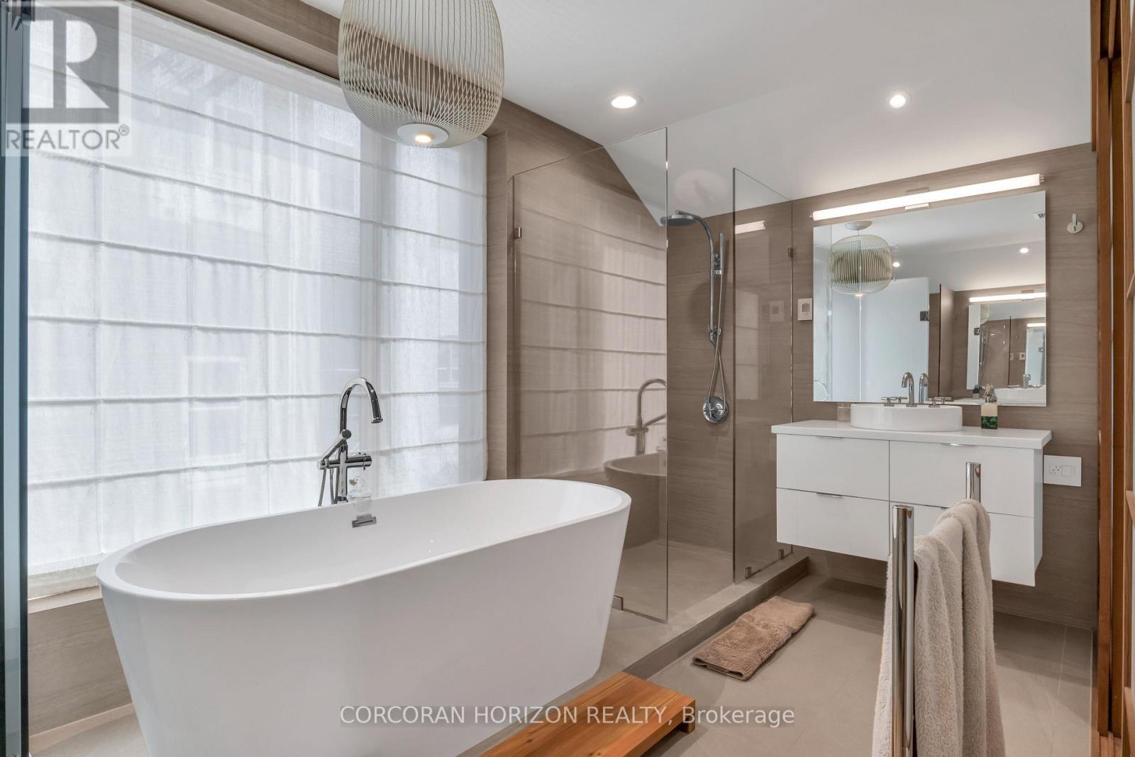 9 Cobourg Street Property Photo 29