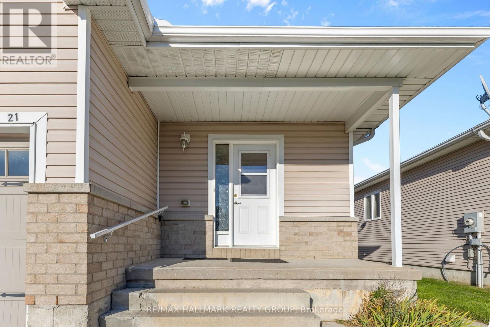 21 - 21 Perthmore Street Property Photo 3
