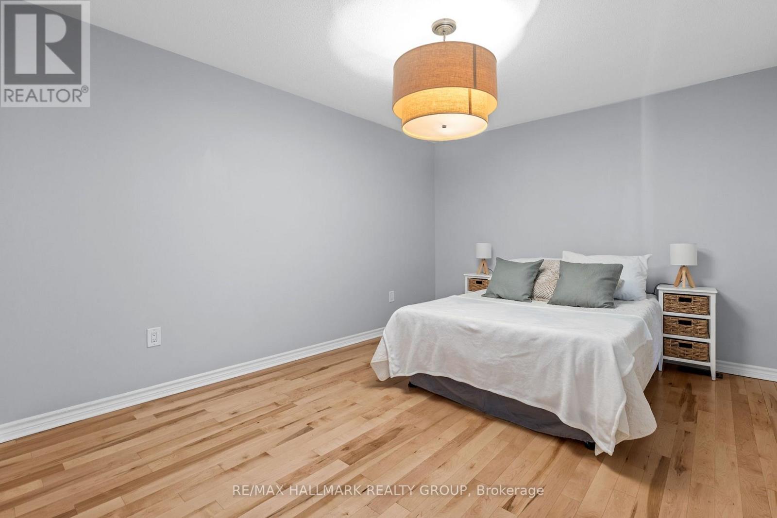 21 - 21 Perthmore Street Property Photo 11