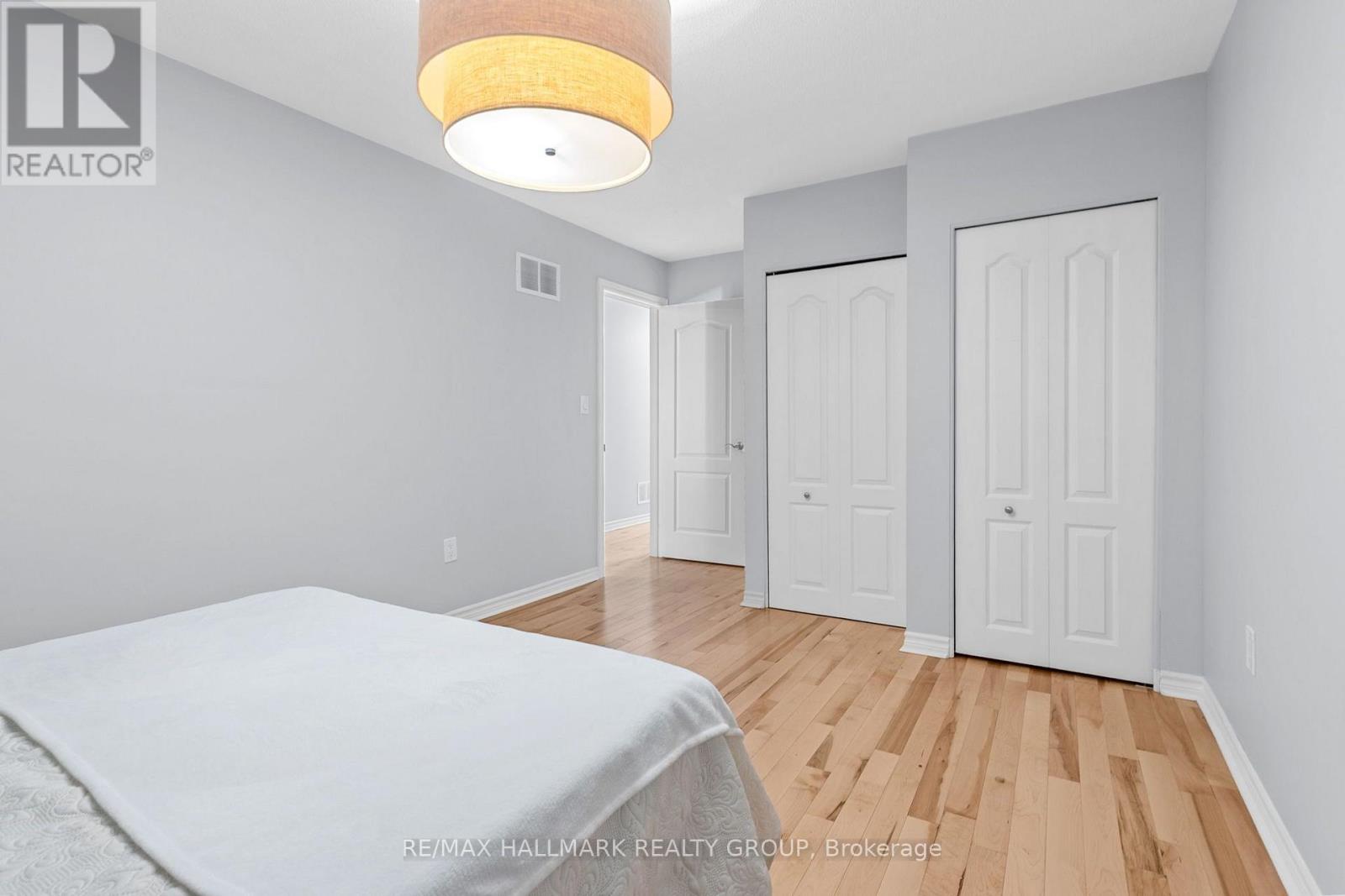 21 - 21 Perthmore Street Property Photo 12