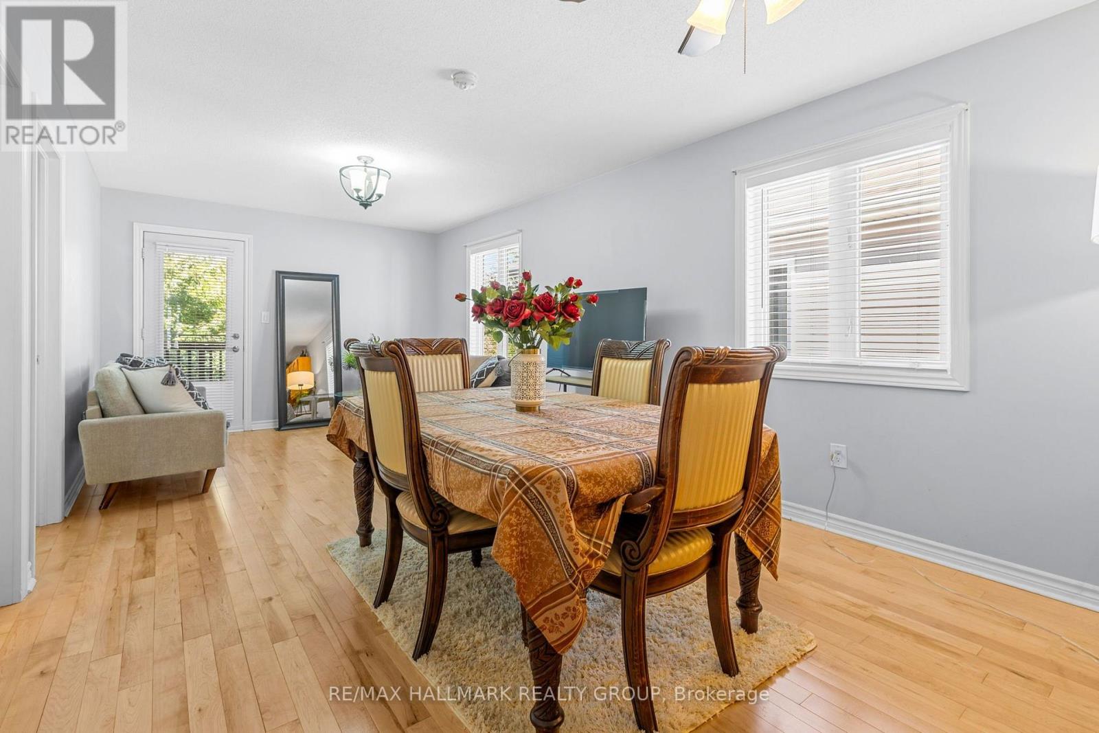 21 - 21 Perthmore Street Property Photo 17