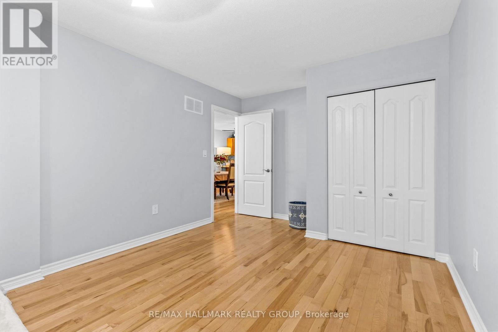 21 - 21 Perthmore Street Property Photo 24