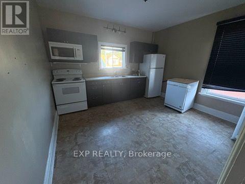 Upper - 118 Stinson Street Property Photo 3