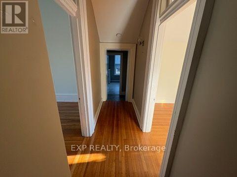 Upper - 118 Stinson Street Property Photo 8