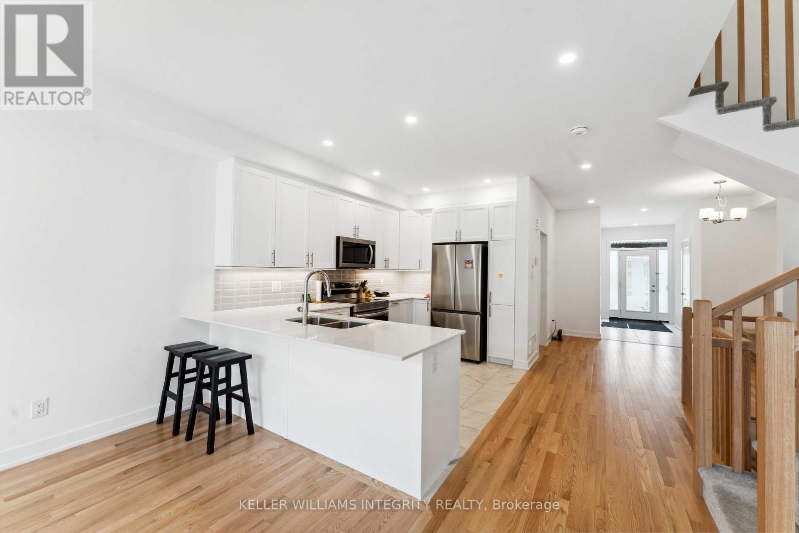 330 Makobe Lane Property Photo 10