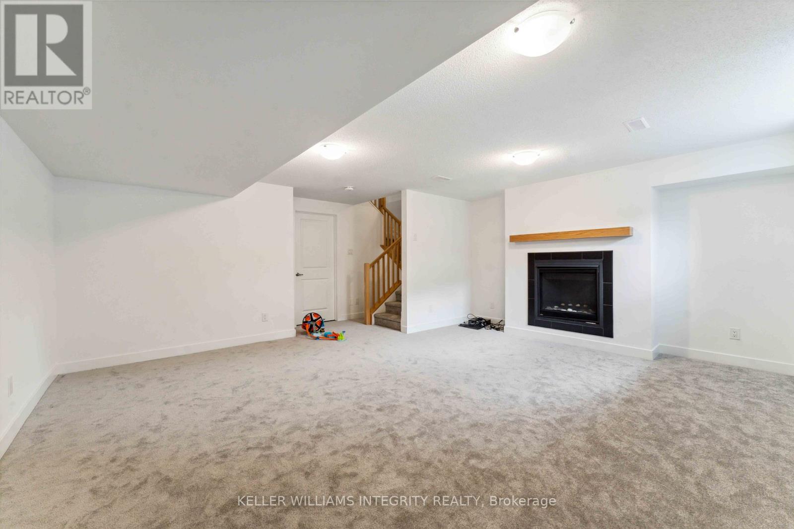 330 Makobe Lane Property Photo 37