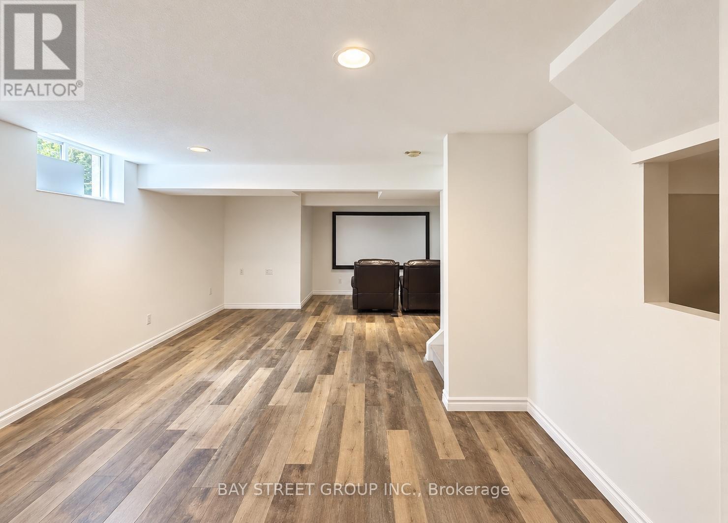 513 Mariner Drive Property Photo 9