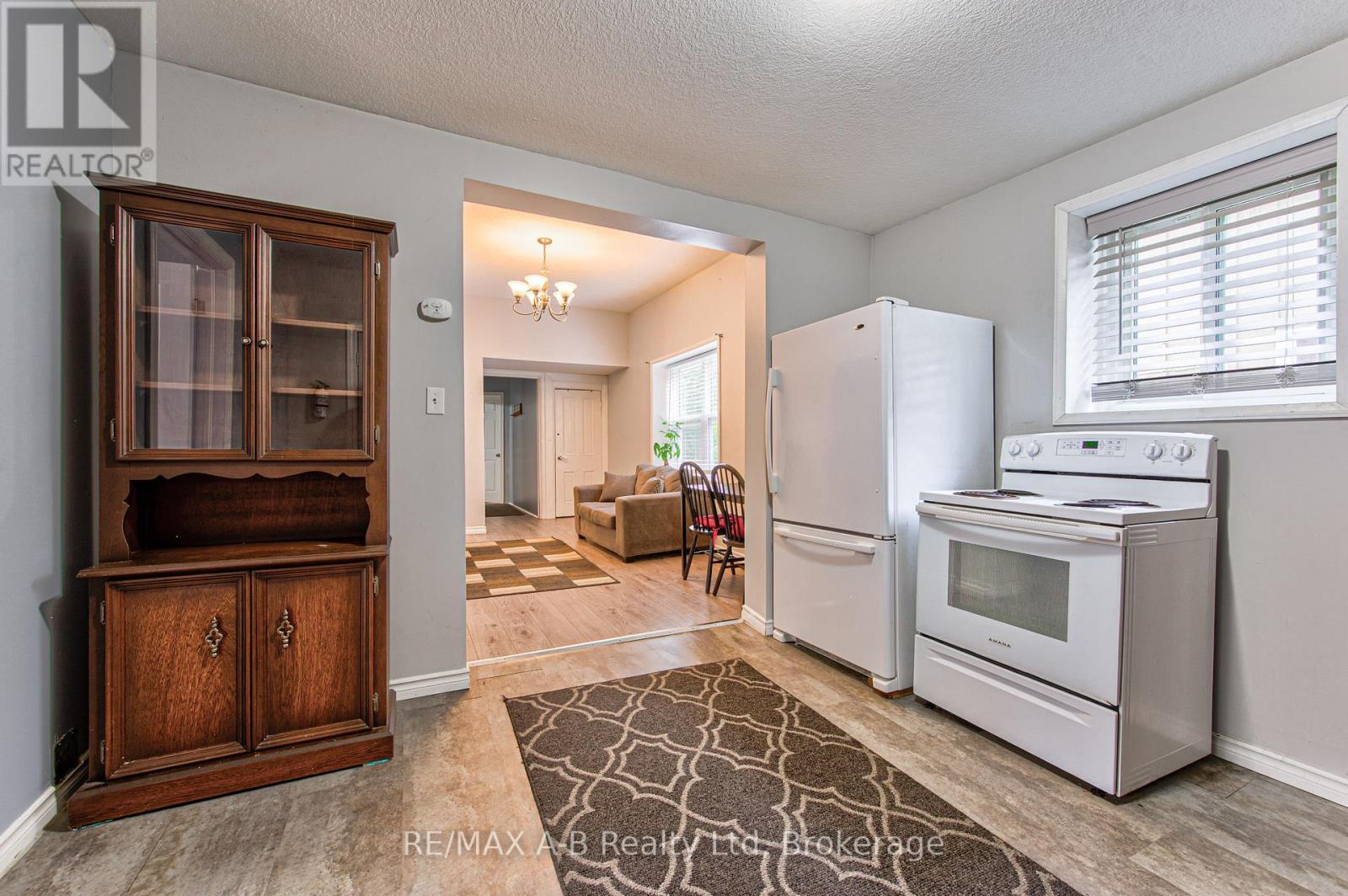 40 Douro Street Property Photo 11