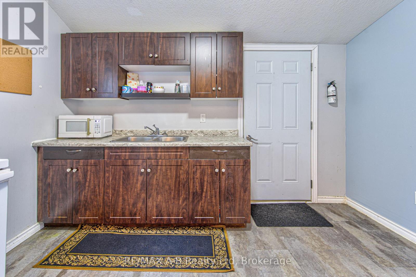 40 Douro Street Property Photo 13