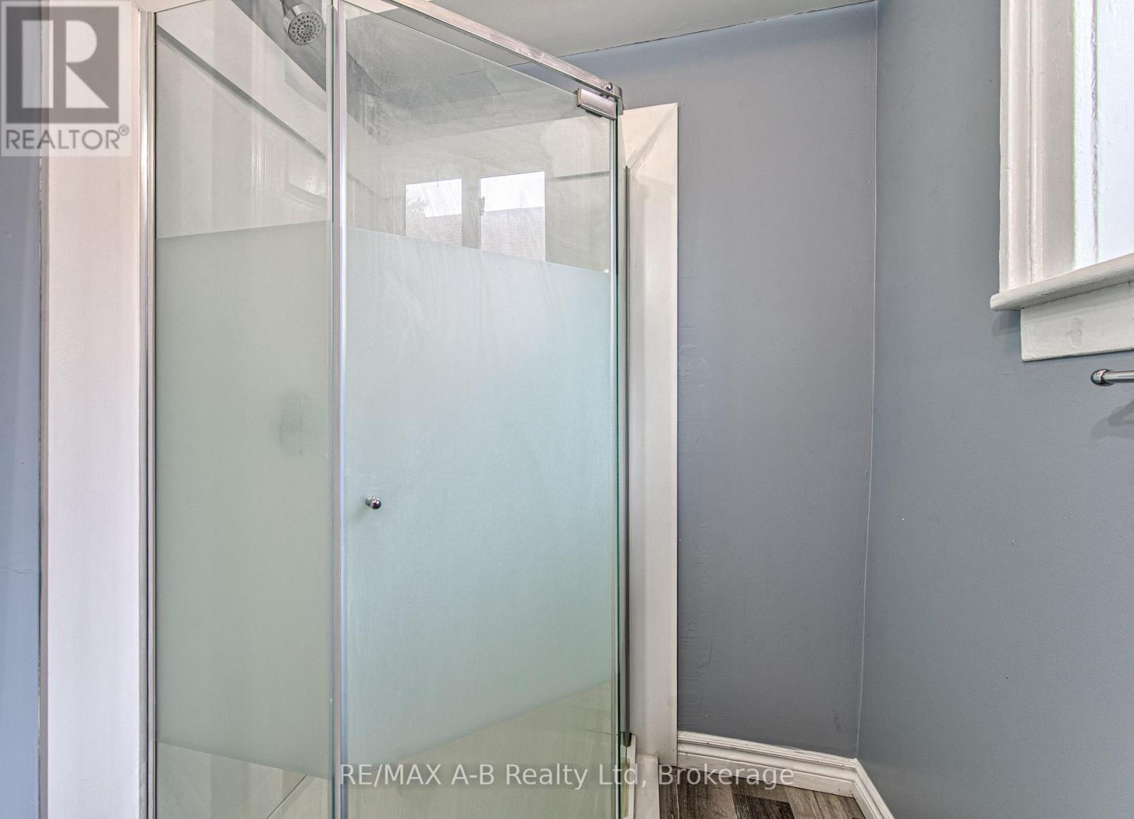 40 Douro Street Property Photo 26